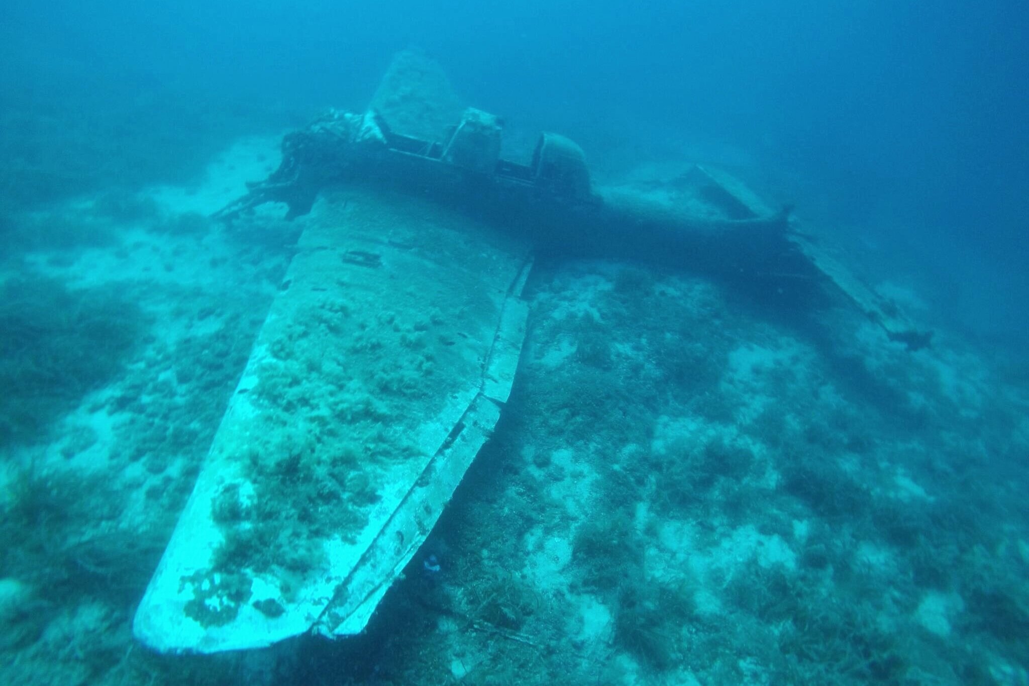 Scuba diving crashed plane in ocean