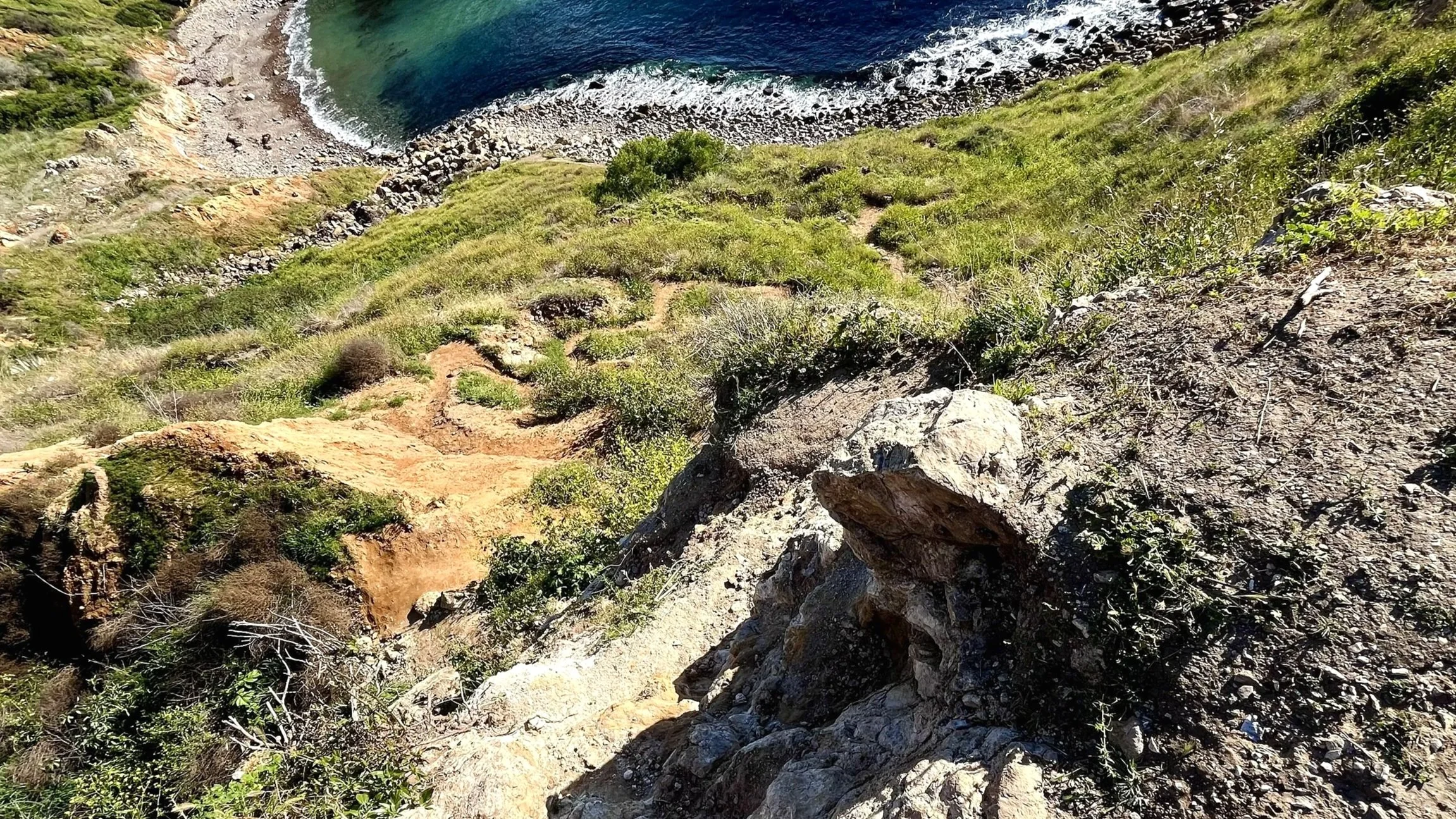 Trail down Christmas Tree Cove of Palos Verdes, California