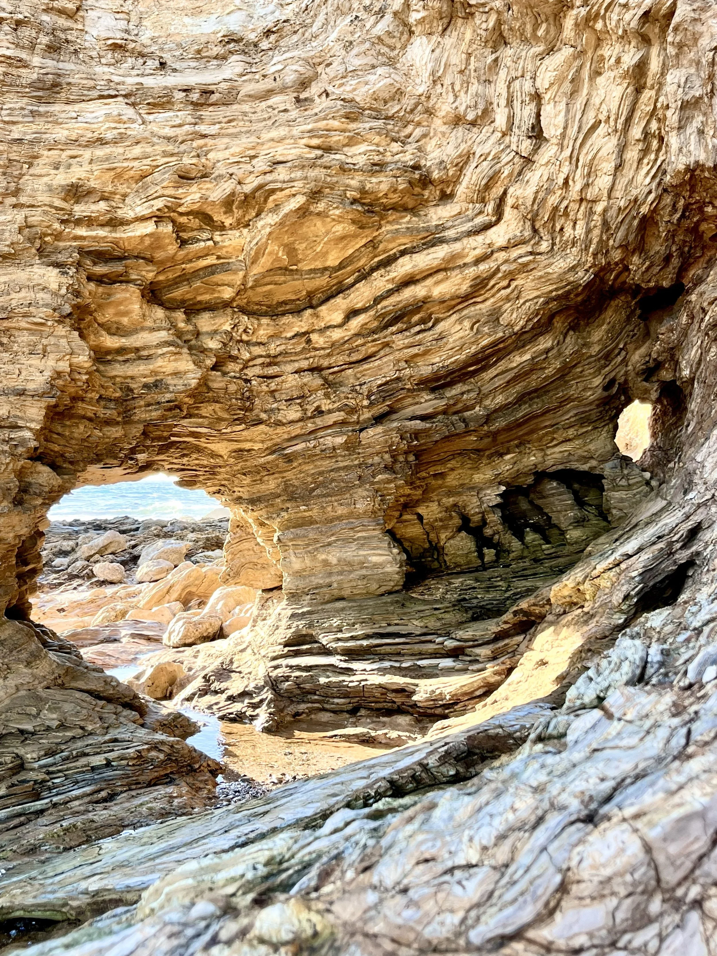 Shore reef striations of Newport Beach