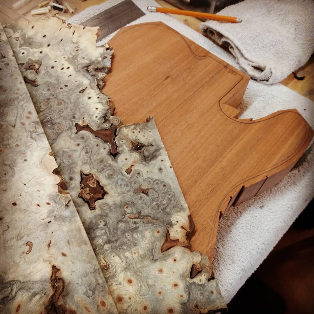 A new Georgian Natural in the works. Absolutely stoked for another of these beauties to come out of the shop. Stunning wood and classic tone make this a fan favorite! Keep an eye for updates.

#guitar #electric #georgia #custom #handmade #local #augu