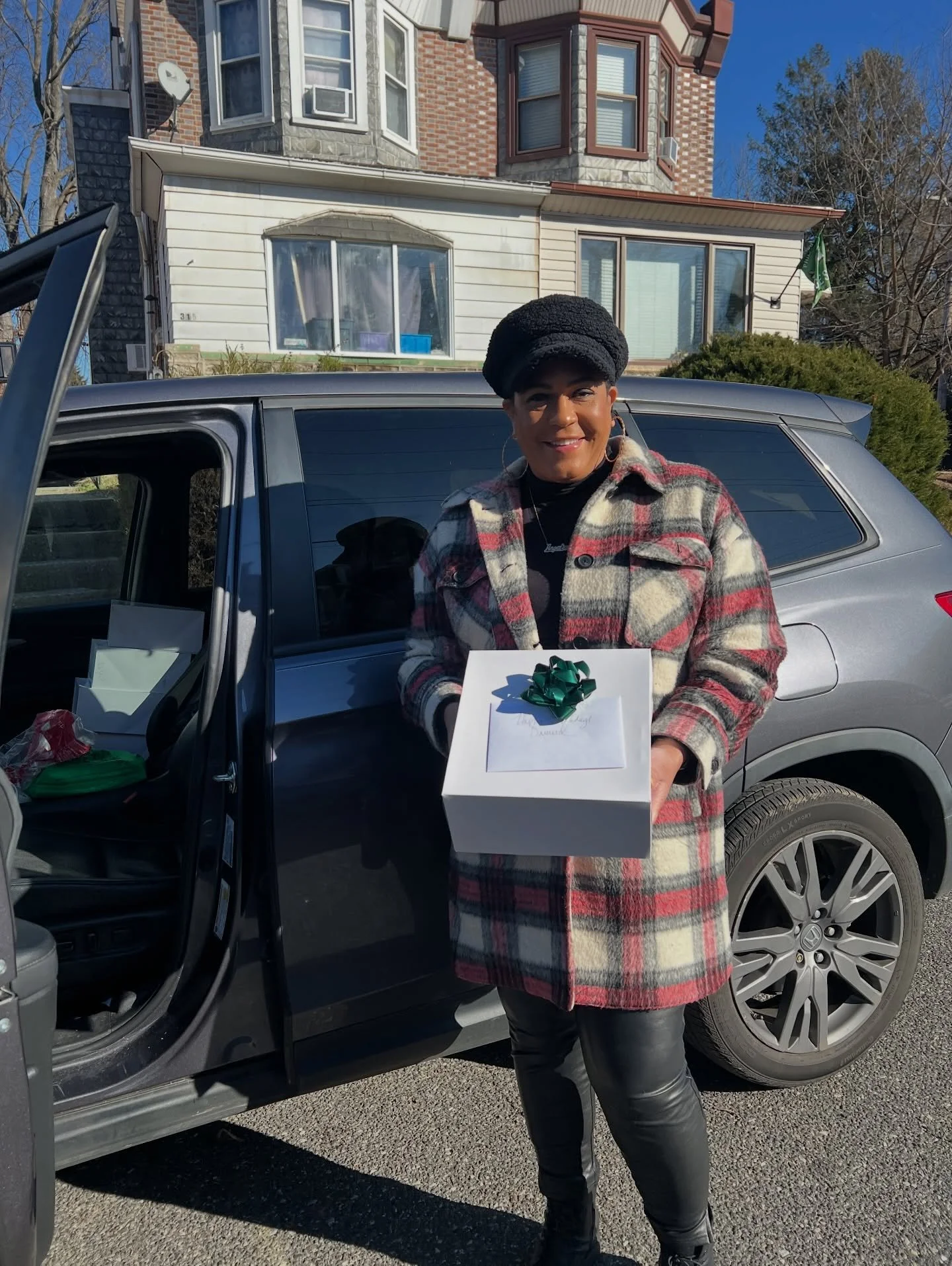 Special thanks to our Executive Director, Miss Angie, for baking and delivering these amazing personalized cakes for the holidays 🎄🎁 Thank you for always going the extra mile and showing so much love 💙💛