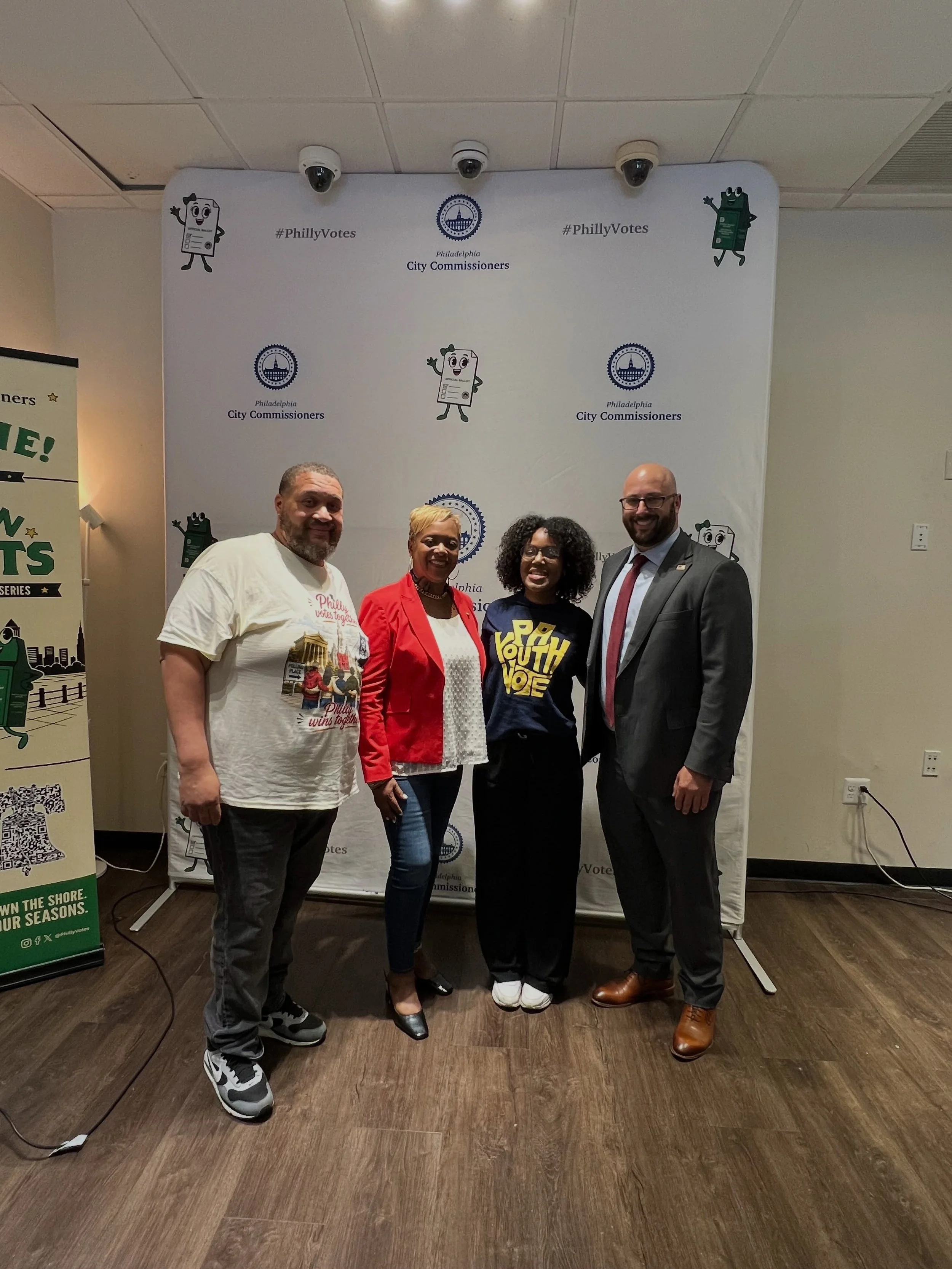 🗳️ Knowledge is power, and an informed community is an engaged community!

Amaarah Abdurrahman attended the Between the Ballots event as part of the Summer Voter Engagement Initiative. The event provided an opportunity for community members to learn