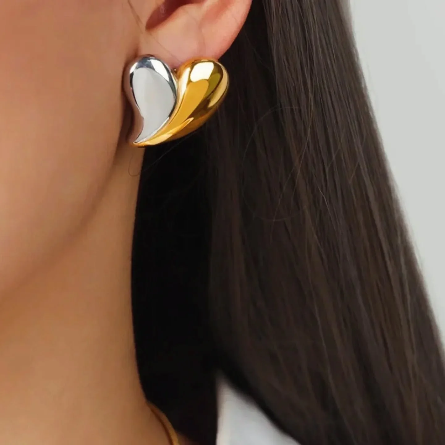 ✨ Big Heart , Big energy, Big Aura, Big Love ✨ 

Aimee is the earring of the Season 🤍