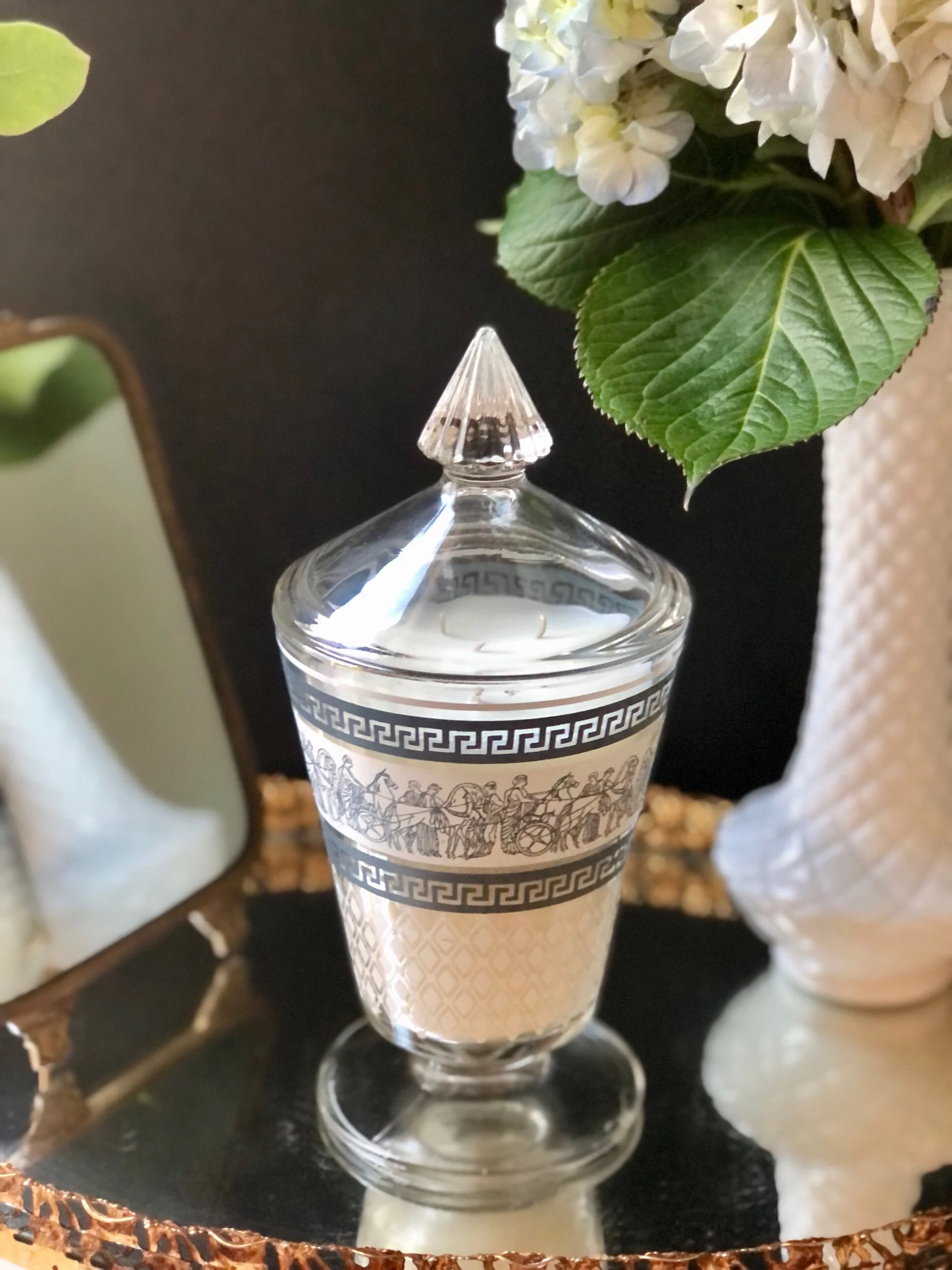 5B63E84B-3854-4082-93D3-708D57F41E4D