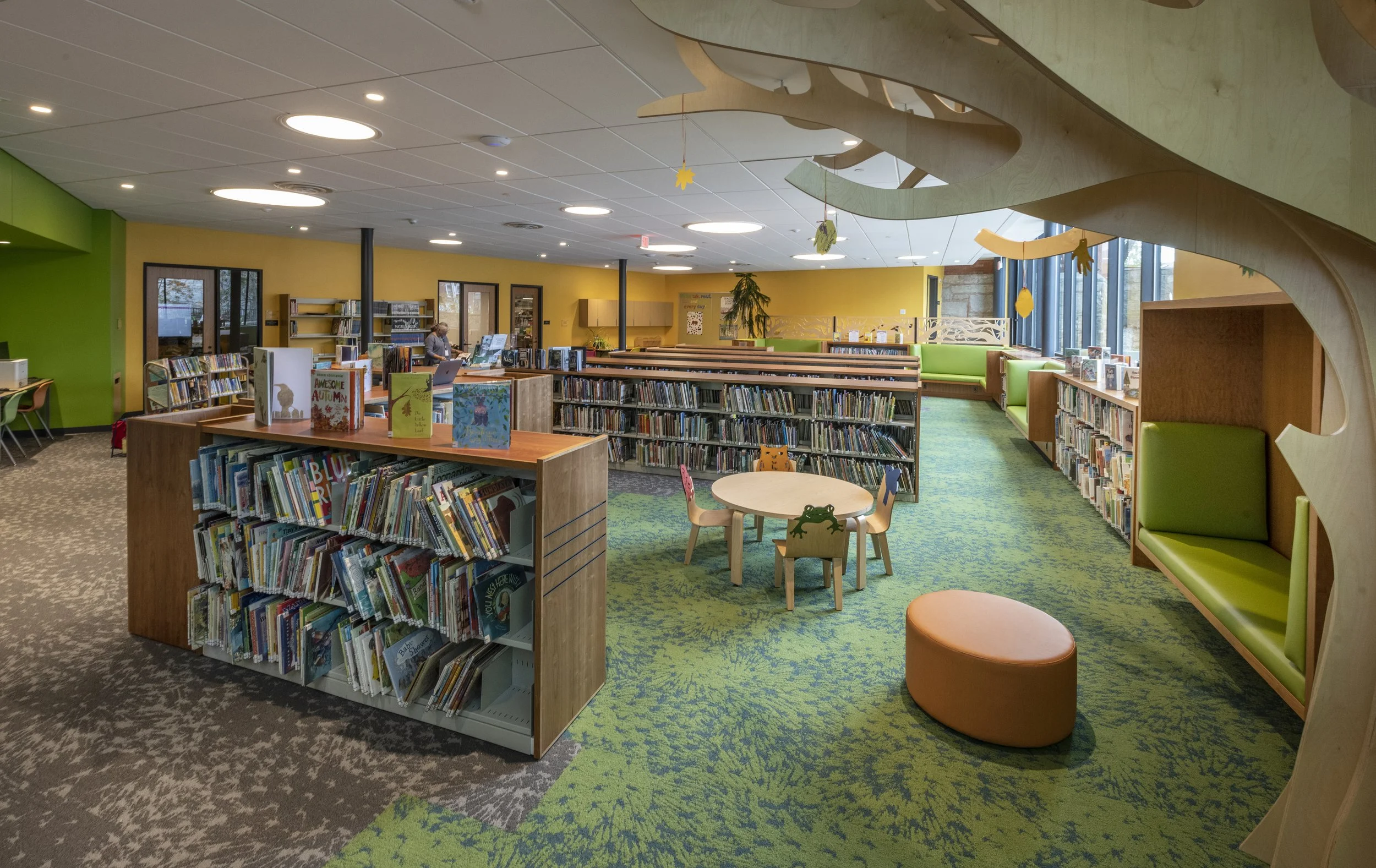 09PeterboroughTownLibrary_PeterVanderwarker.jpg
