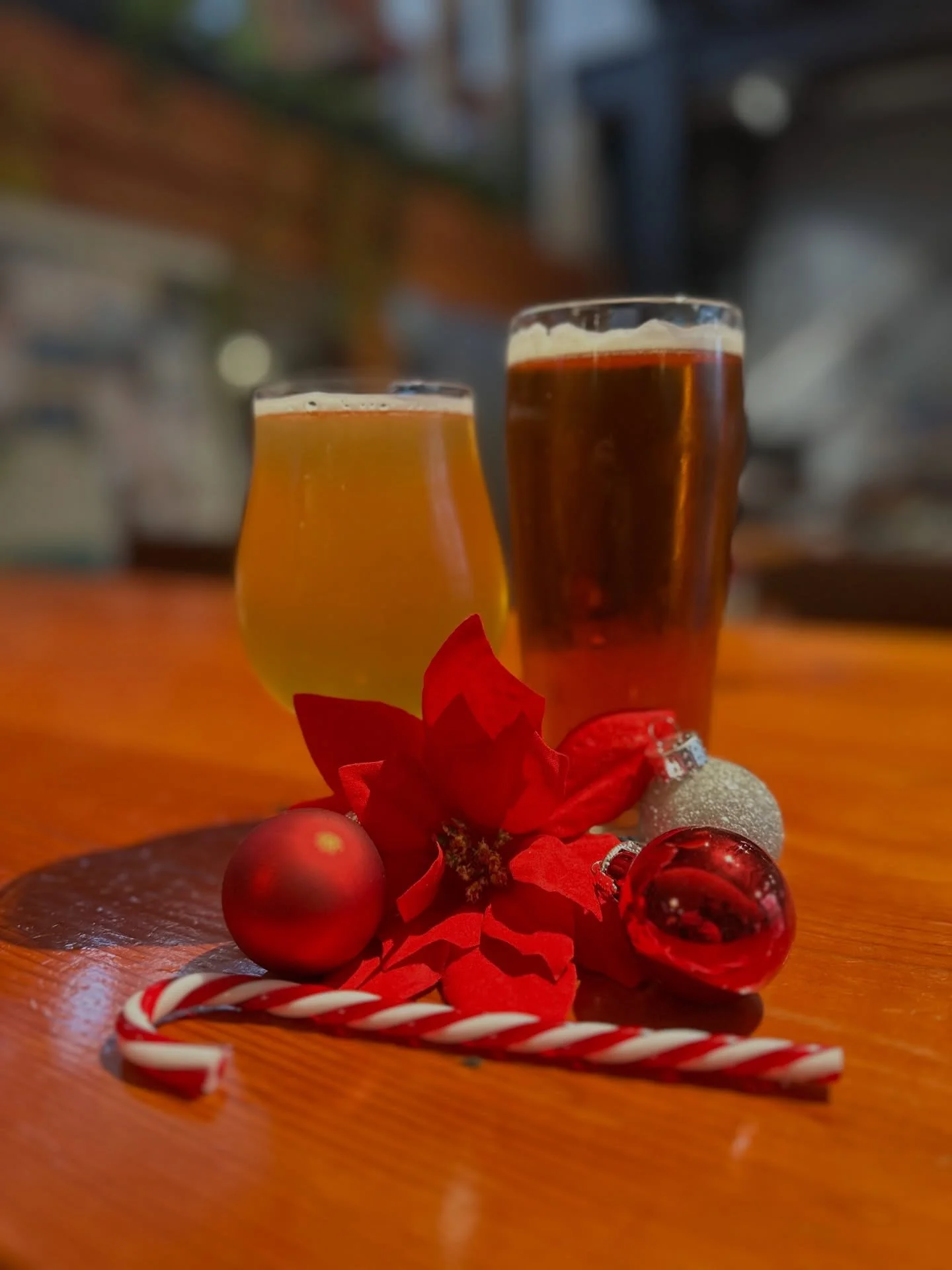 We have two new additions to bring some extra cheer to your holidays! With returning favorites: Copper Miracle - Vienna Lager and Saison Houblon - Hopped Saison, this season has gotten that much more jolly! Come on through the Side Gate and grab your