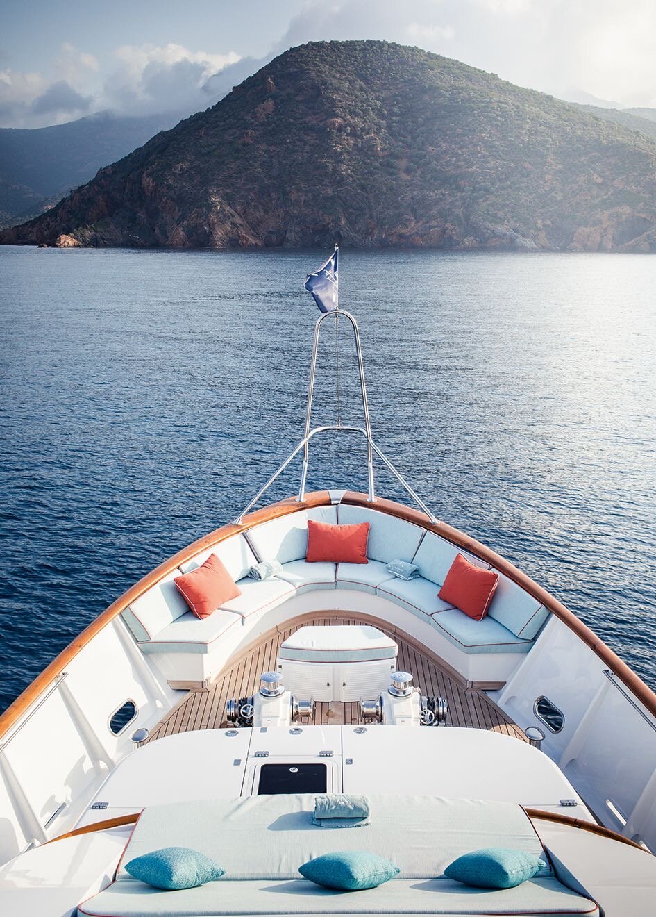 8anNRgIyRAym8UFctWDT_Vespucci-superyacht-p-6.jpeg