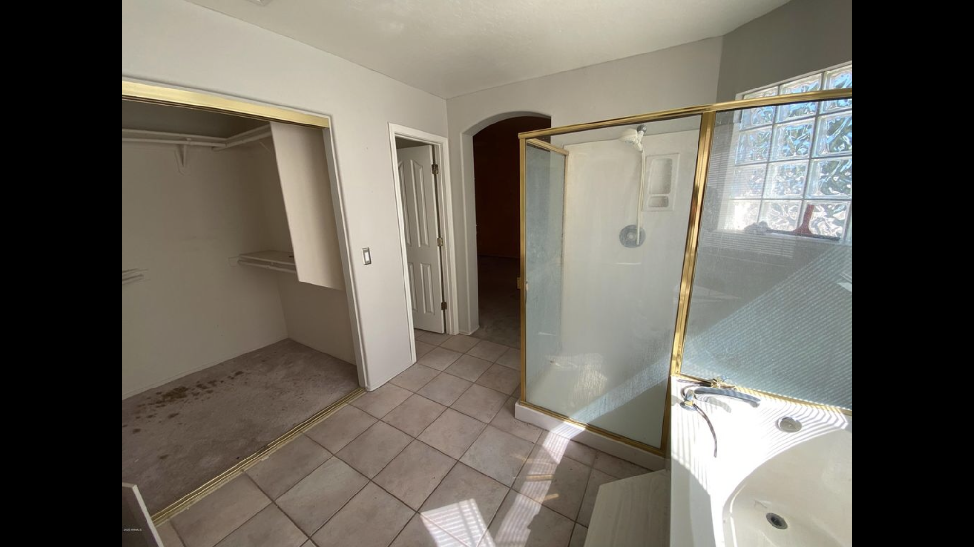 Master Bath Before Pic 1 IMG_7881.PNG