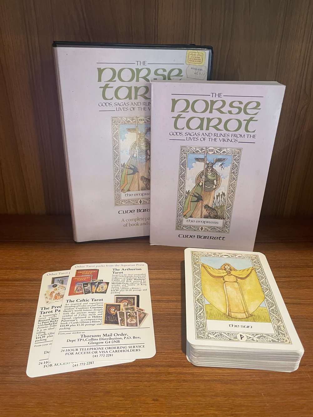 solo faglært vejledning Vintage Norse Tarot Cards and Book by Clive Barrett — Insights Boutique
