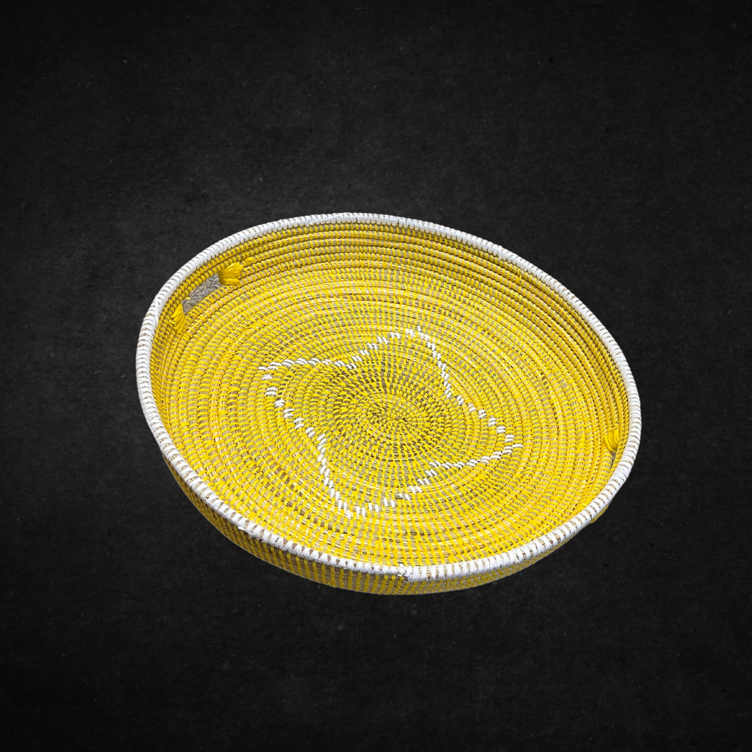 Round Yellow African Sweetgrass Serving Tray — Al Maktoum Goods