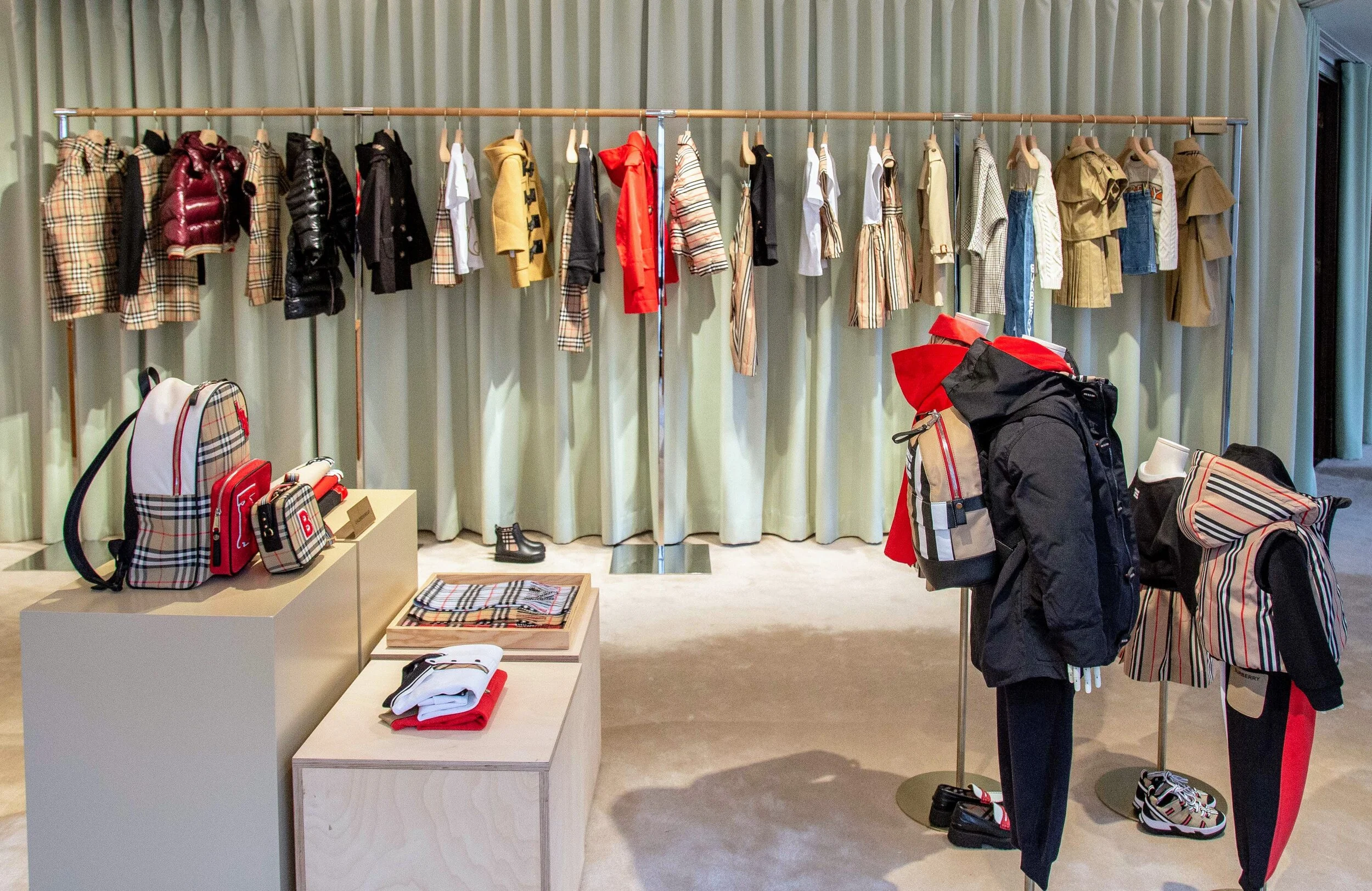 REGENT ST 05 11 19-63.jpg