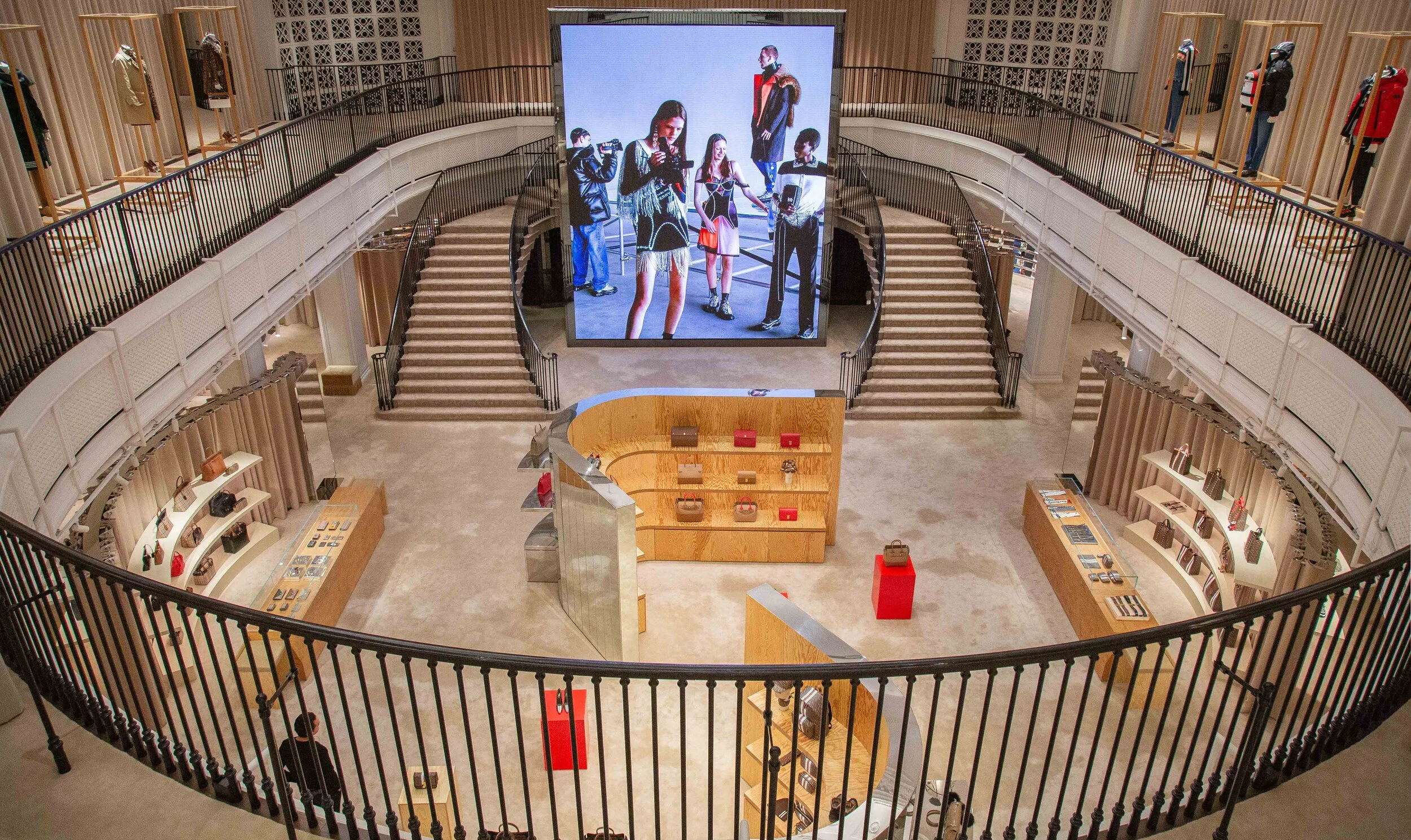 REGENT ST 05 11 19-45.jpg