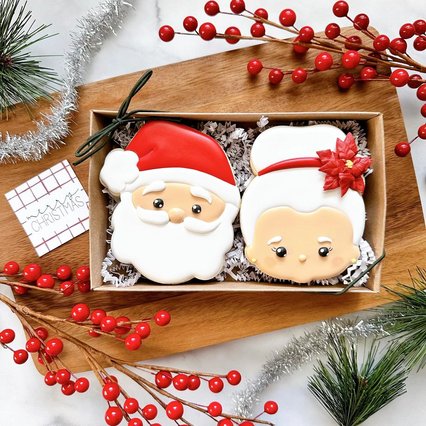 Mr. And Mrs. Claus 🎄

Holiday Presale is open now until Sunday 12/17 at 6pm (or sold out). There are still a few left! Link in bio to shop ✨