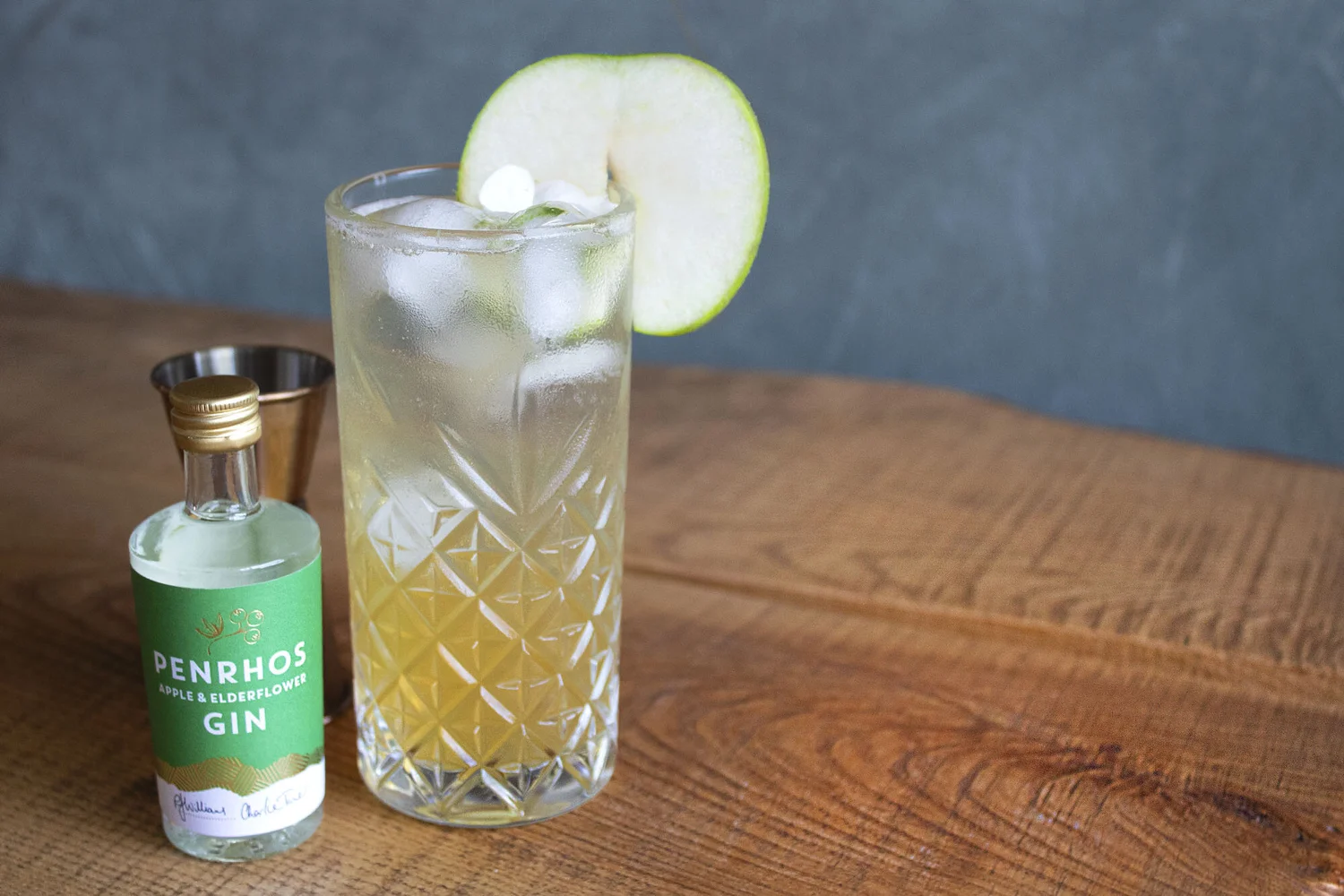 Cocktail Recipe: Apple Gin Spritz — The Fizzy Pheasant