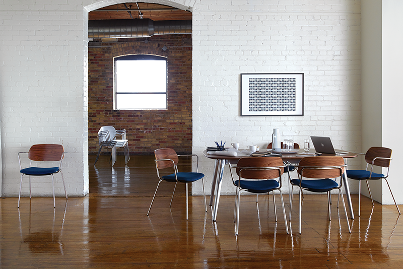 Keilhauer_Chips Chair_cafe setting.png