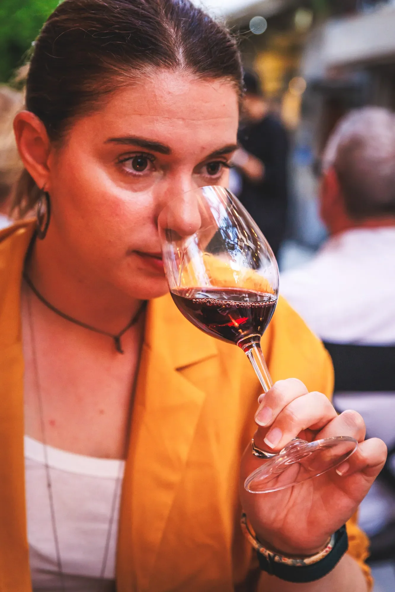 Wine tasting at a wine bar in Rethymno