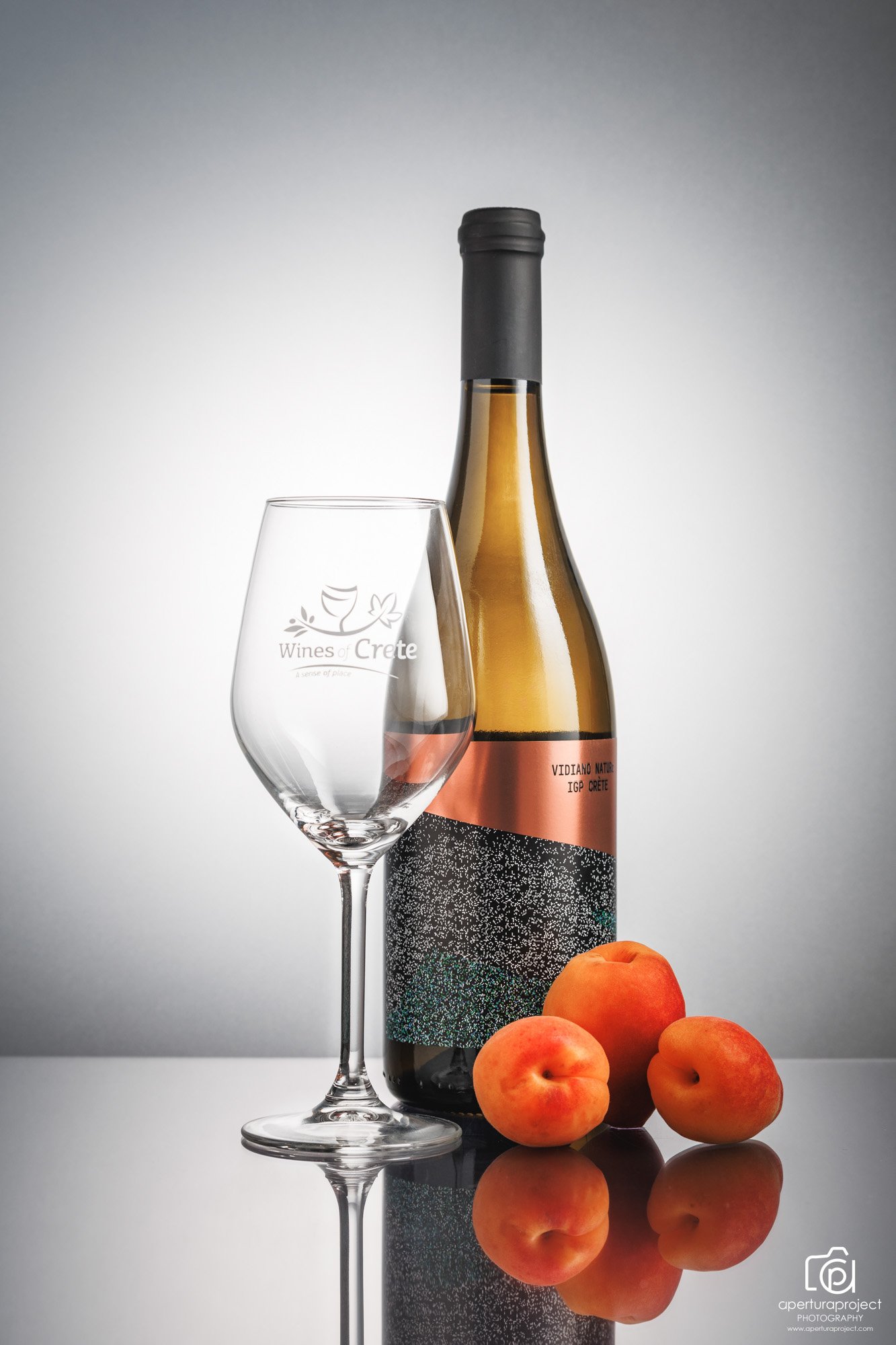 wine_photography_reflection.jpg