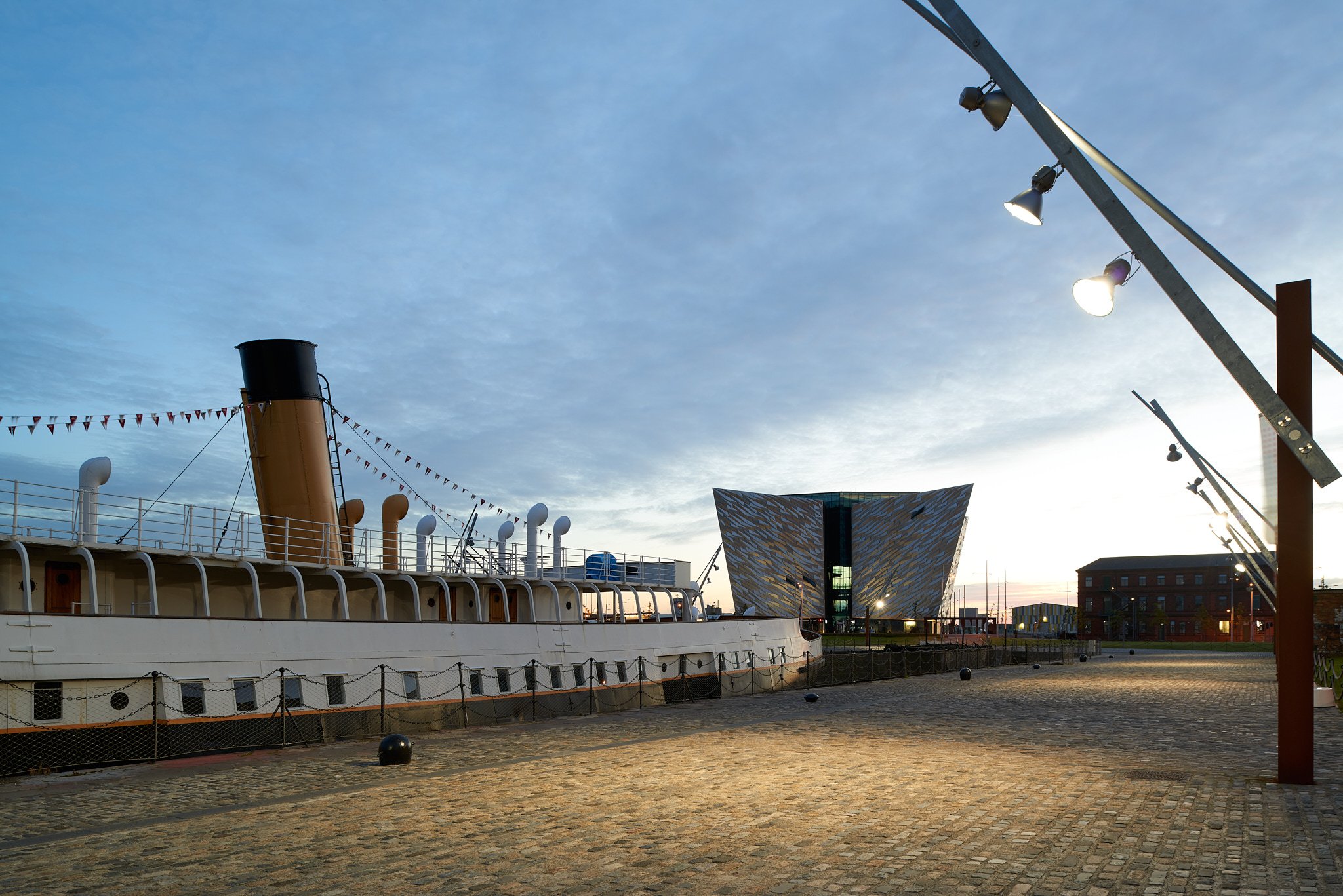 Belfast_Titanic_SS_Nomadic_008.jpg
