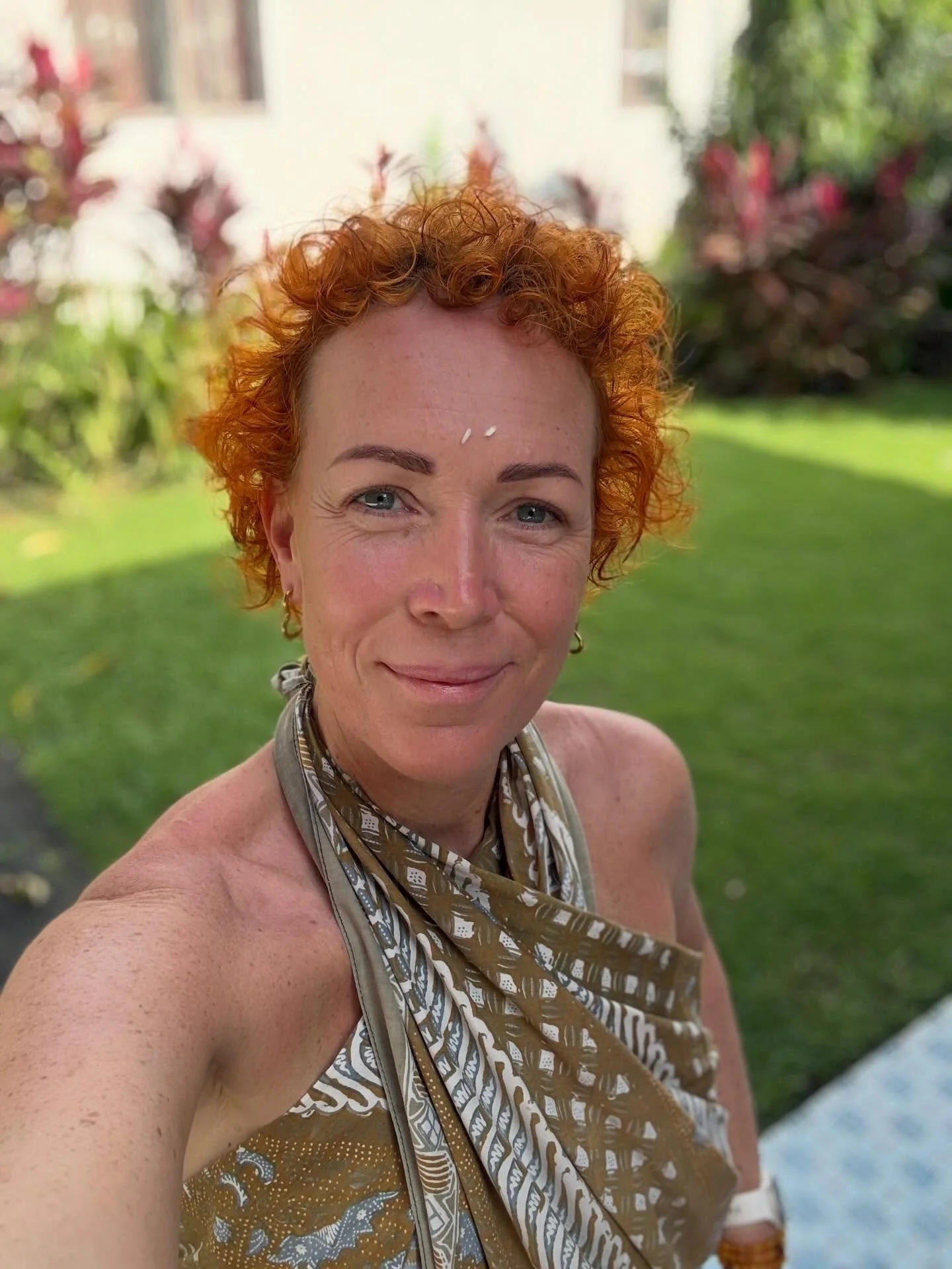 🦋

Det handler ikke om &aring; gj&oslash;re mer,
Det handler om &aring; V&AElig;RE mer ❤️&zwj;🔥

Du har en unik energi,
En aura,
Et avtrykk,
Som er Deg 🤍

Den finnes der inne,
Men tid, sted og rom har begrenset den.

Hva hvis du kan slippe fri?
F&