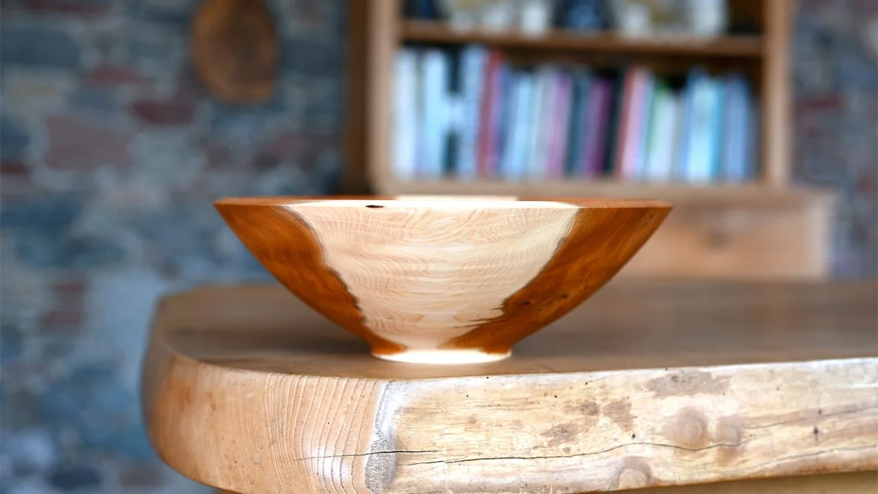 Yew-fruit-bowl-jlw00652-2.jpg