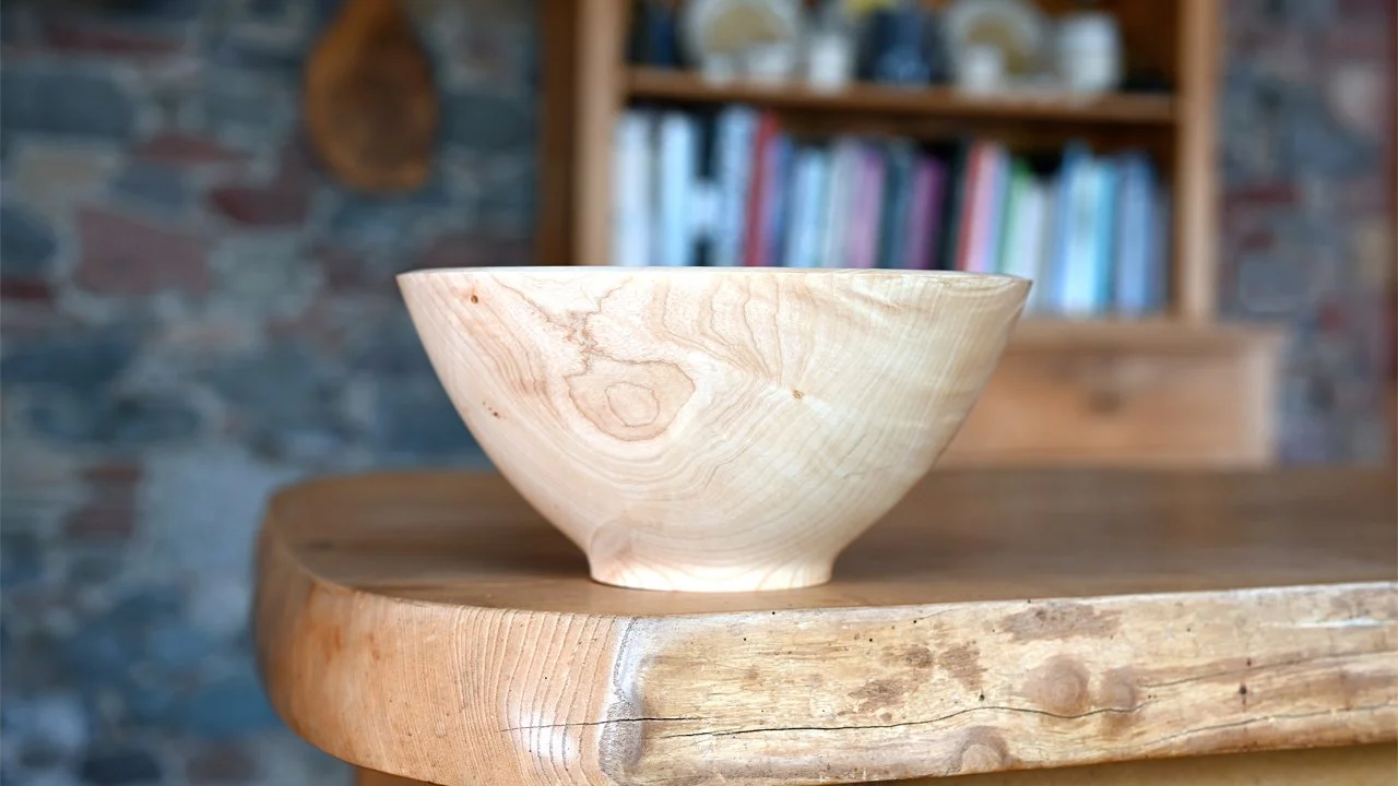 Ash-fruit-bowl-jlw00650-1.jpg