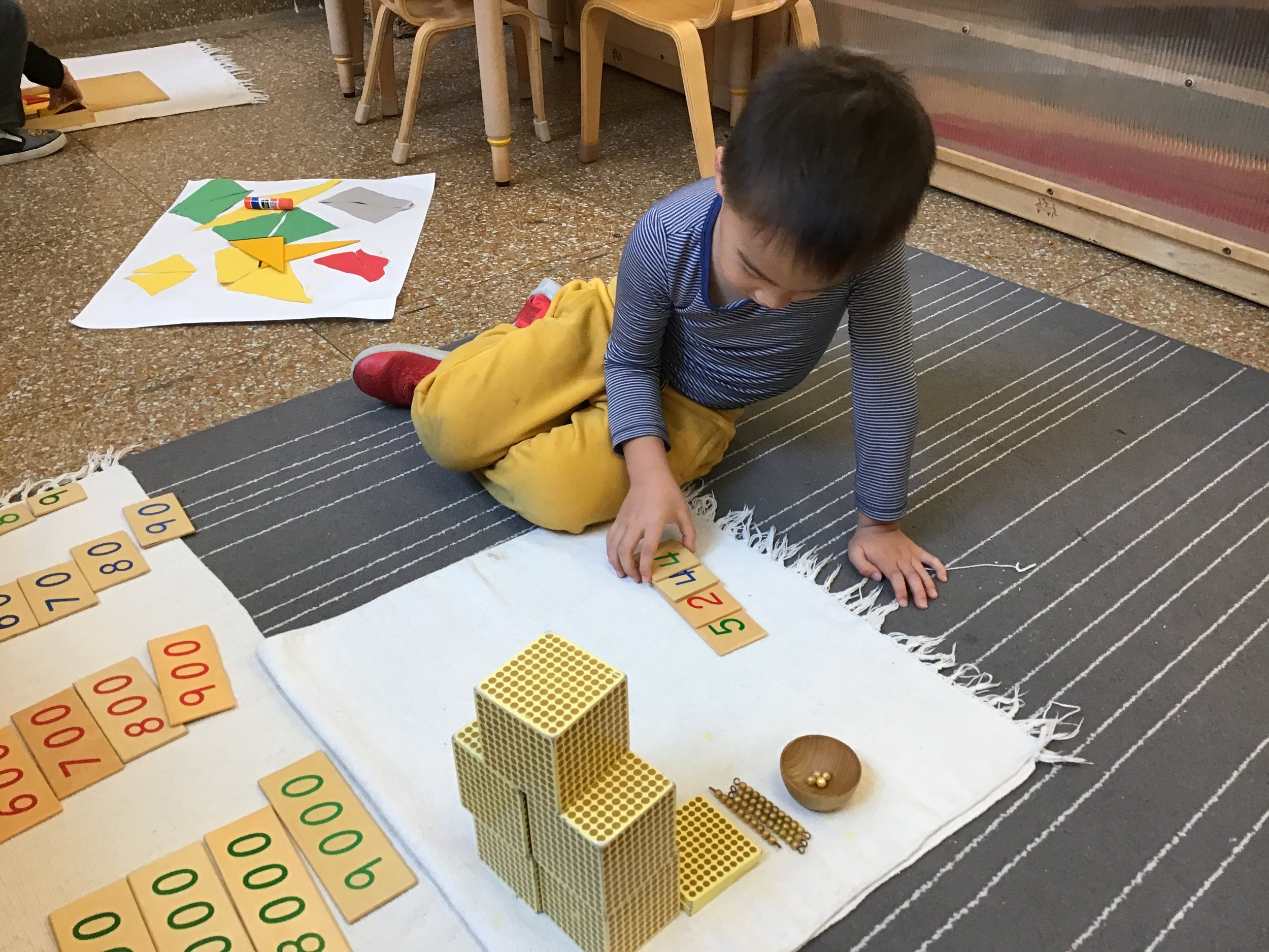 Forming numbers with the Golden Beads