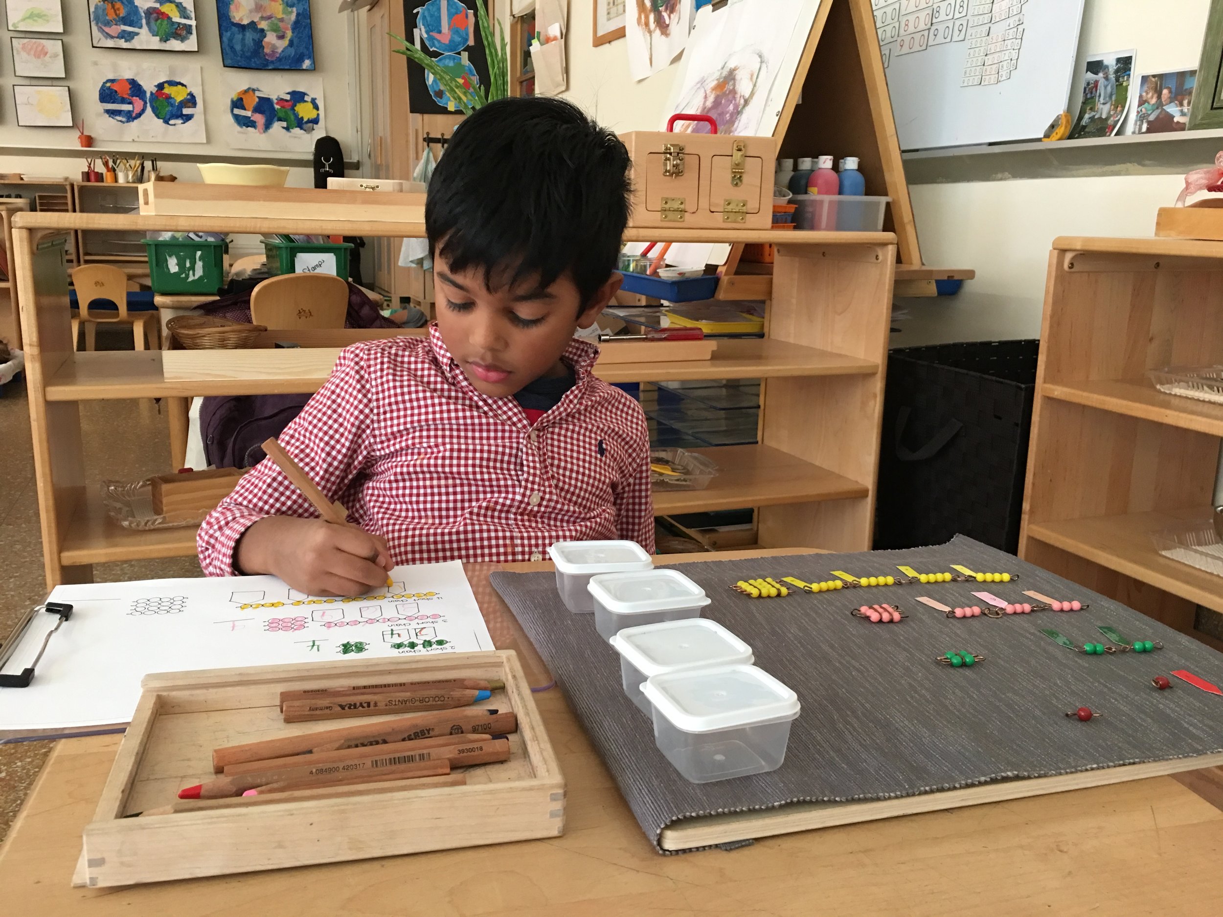 Completing the Short Chains and learning about square numbers.