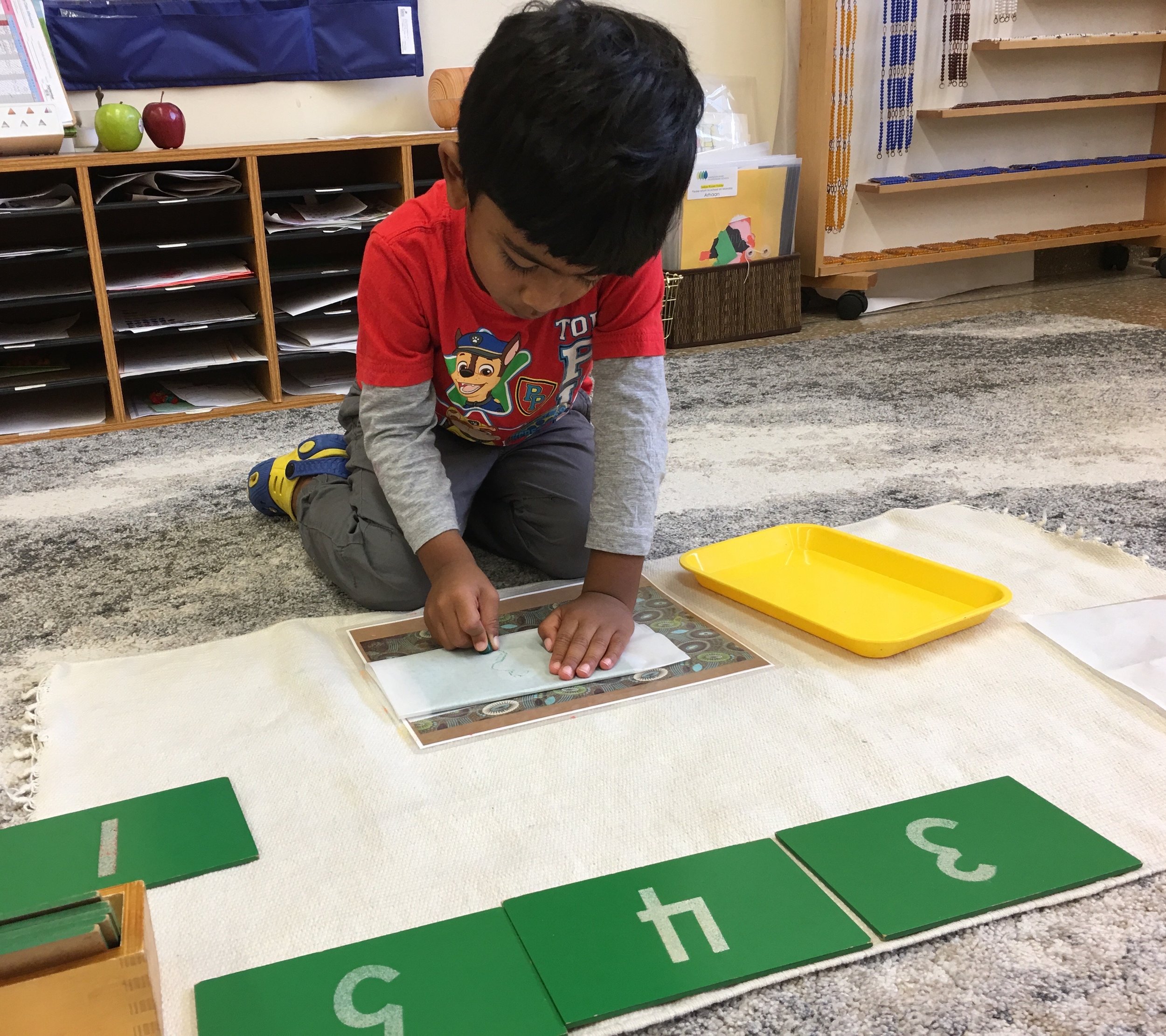 Tracing Sandpaper Numbers.