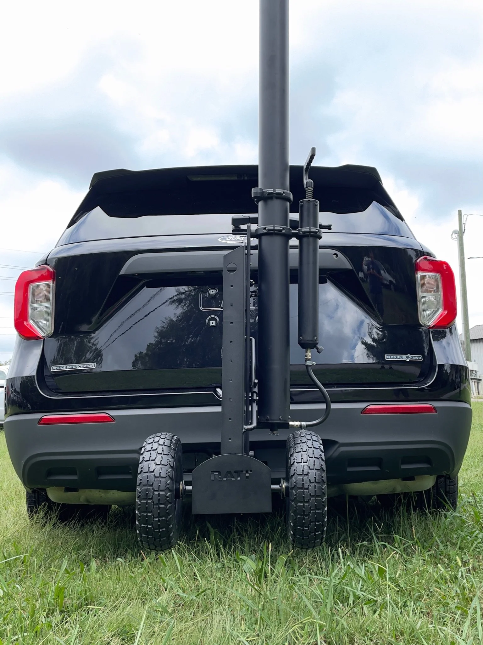 HitchMounted Vehicle Mast — Telescopic Masts For Mobile Video