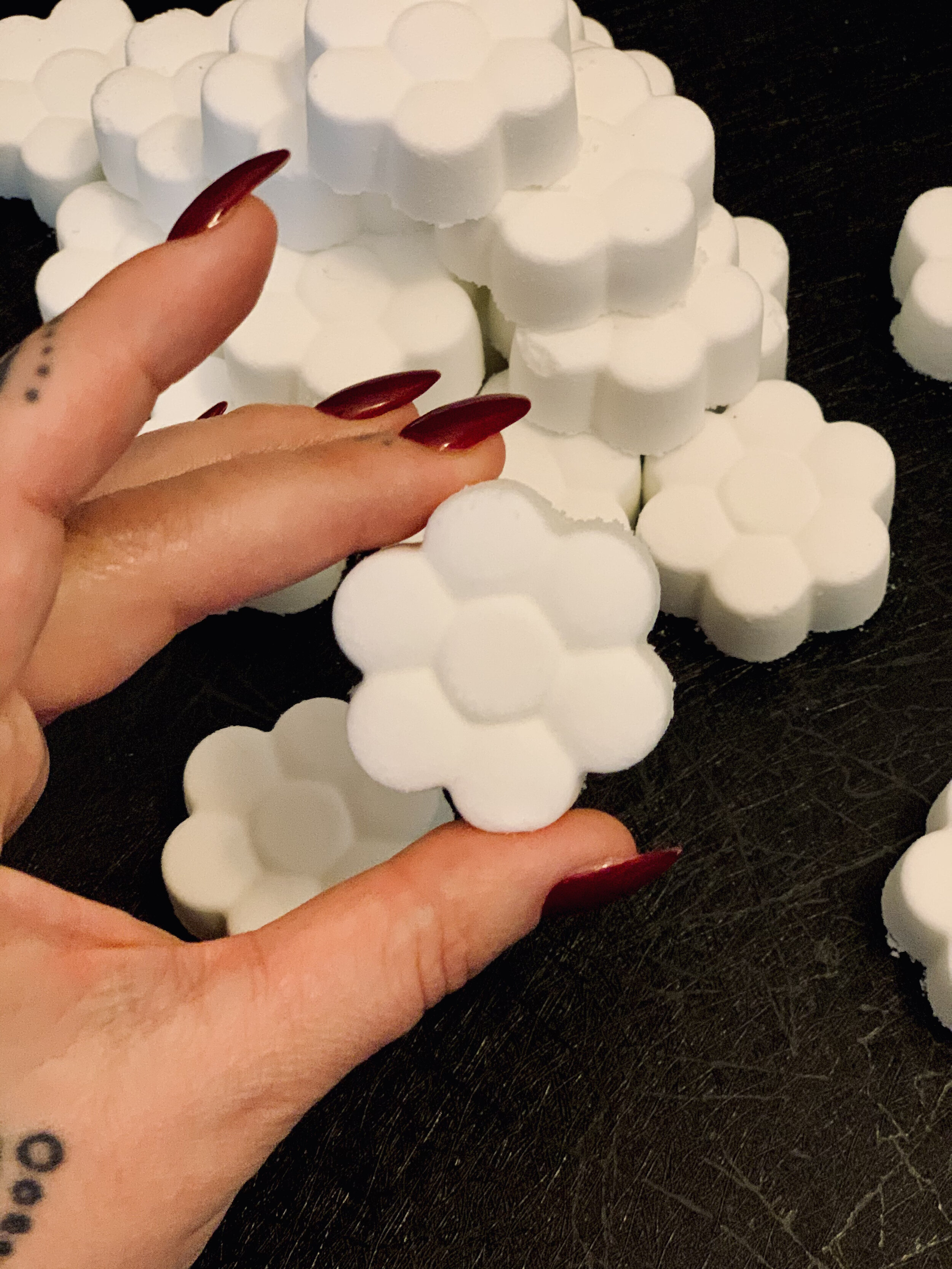 Mini-Mani Bombs, Manicure Fizz