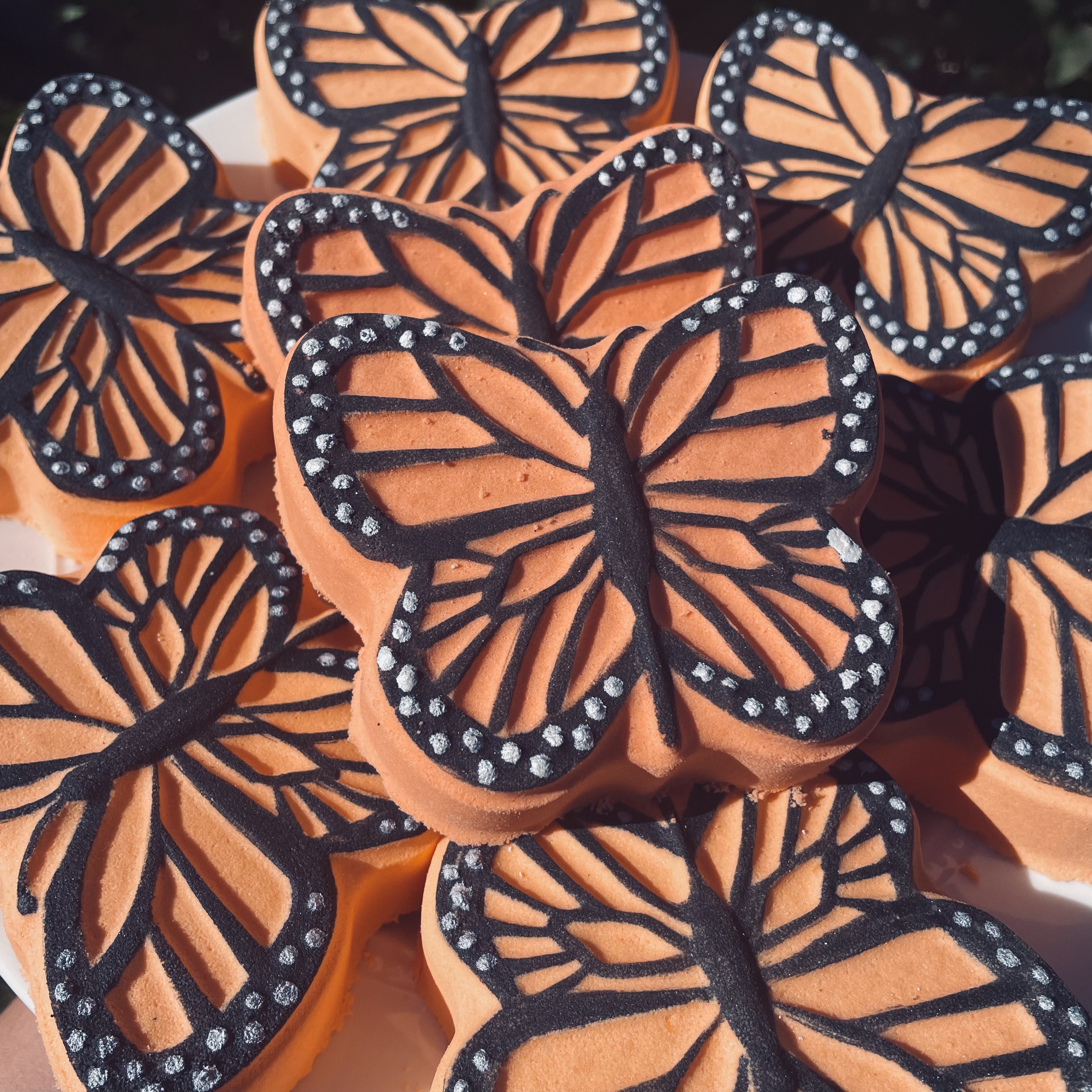 Mariposa Hydrating Bath Bomb