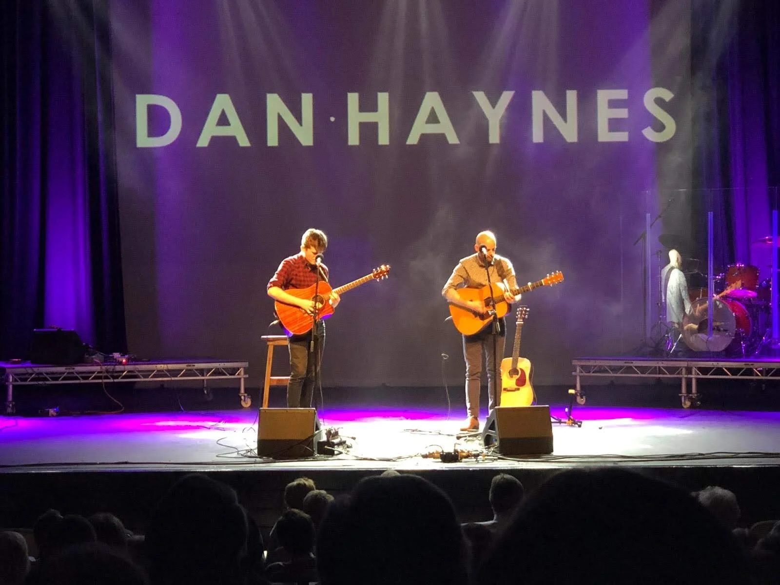 Jonny playing with singer-songwriter Dan Haynes in Germany, 2019