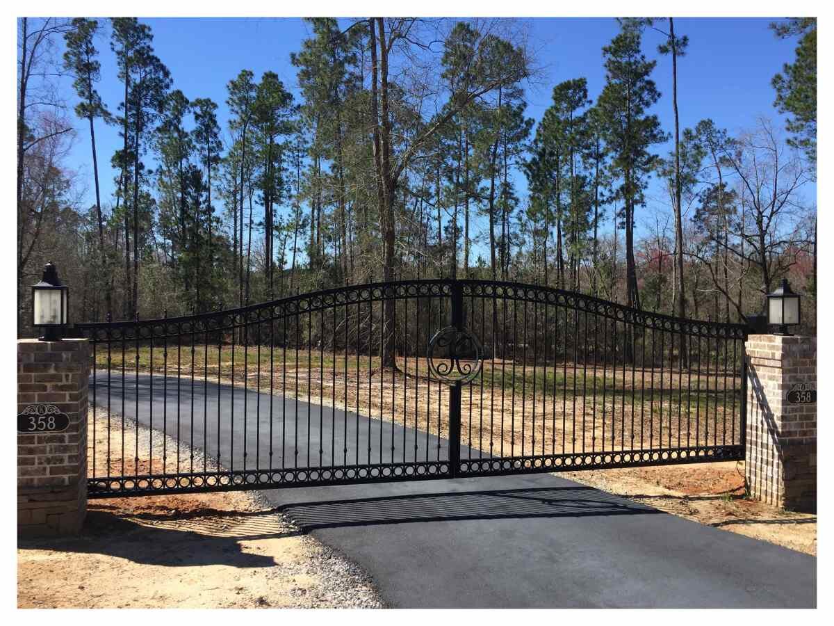 Door & Gate Professional Garage Doors in