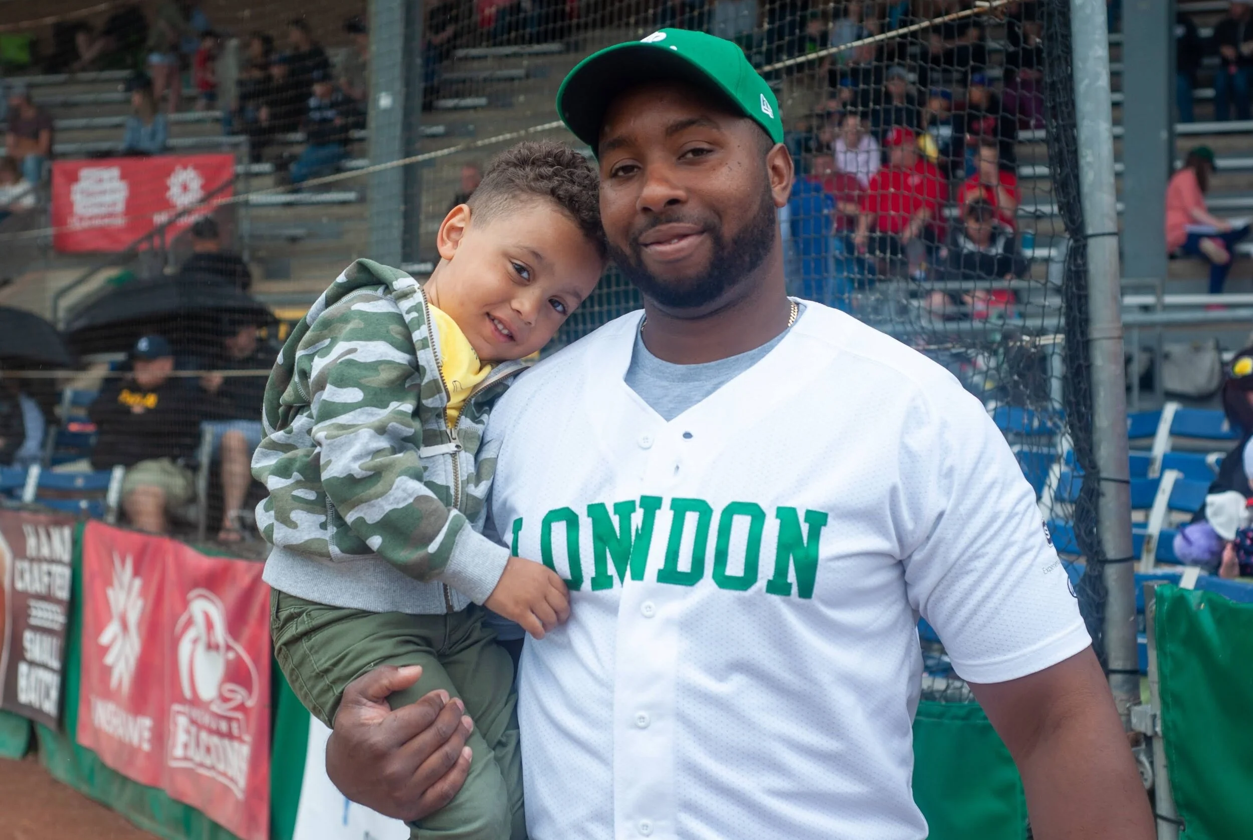 Brownlee with his son, Cleveland Jr., during the 2019 season. (Photo: Matt Hiscox Photography).