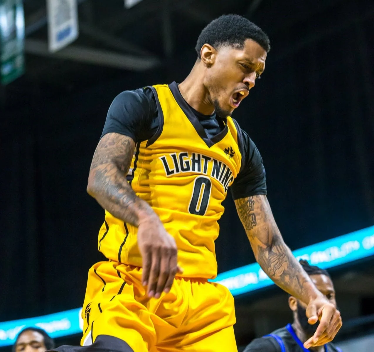   (Photo: Don Rycroft / London Lightning).  