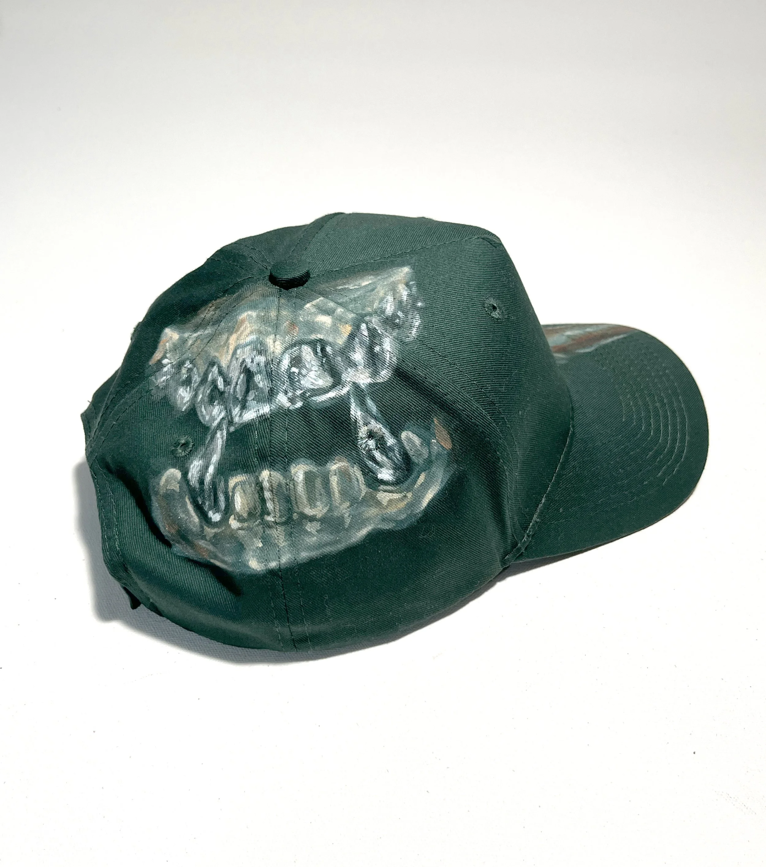 "FRONTS&BOTTOMS" HAT
