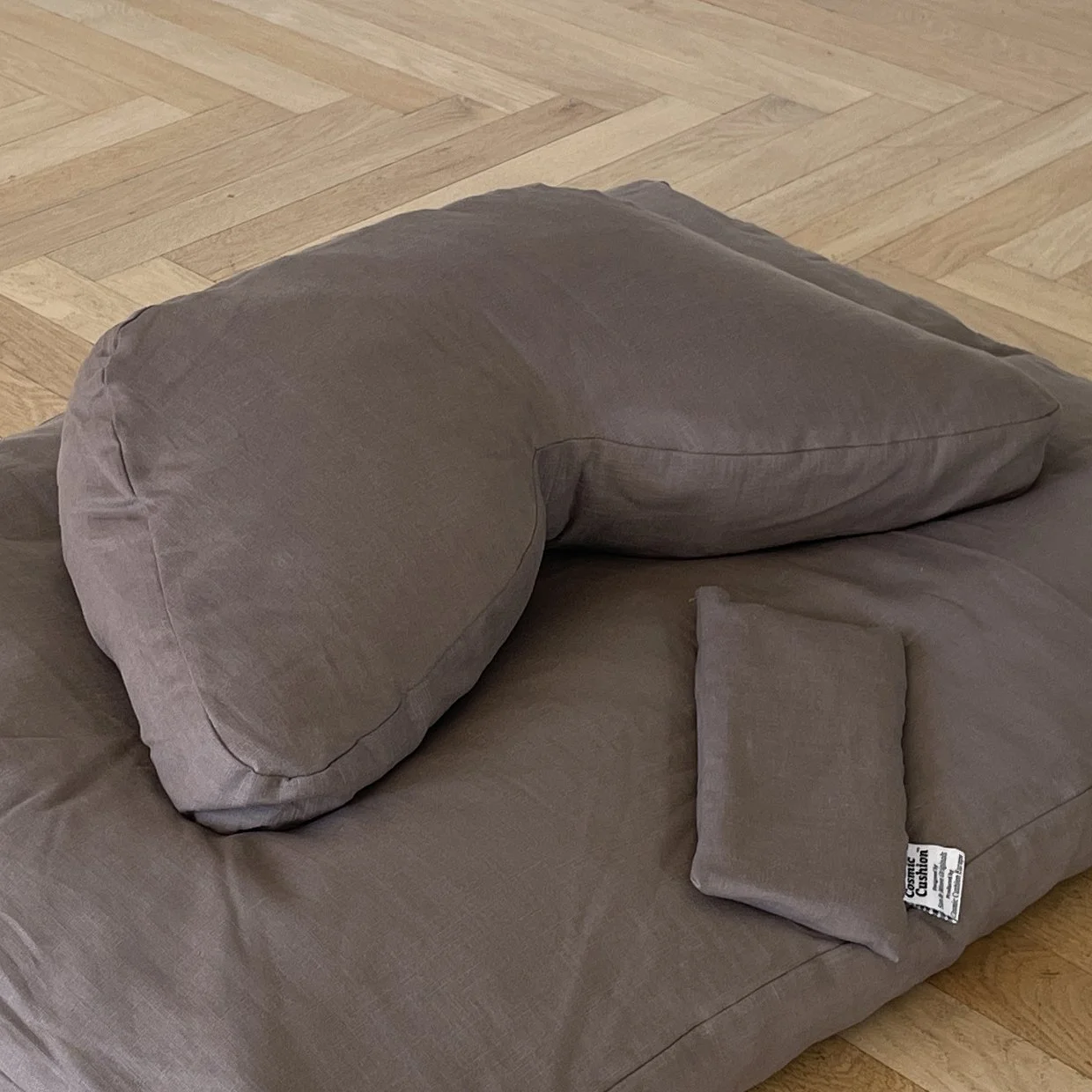 CC_Dark Taupe_kvadrat_FV_2069.jpg
