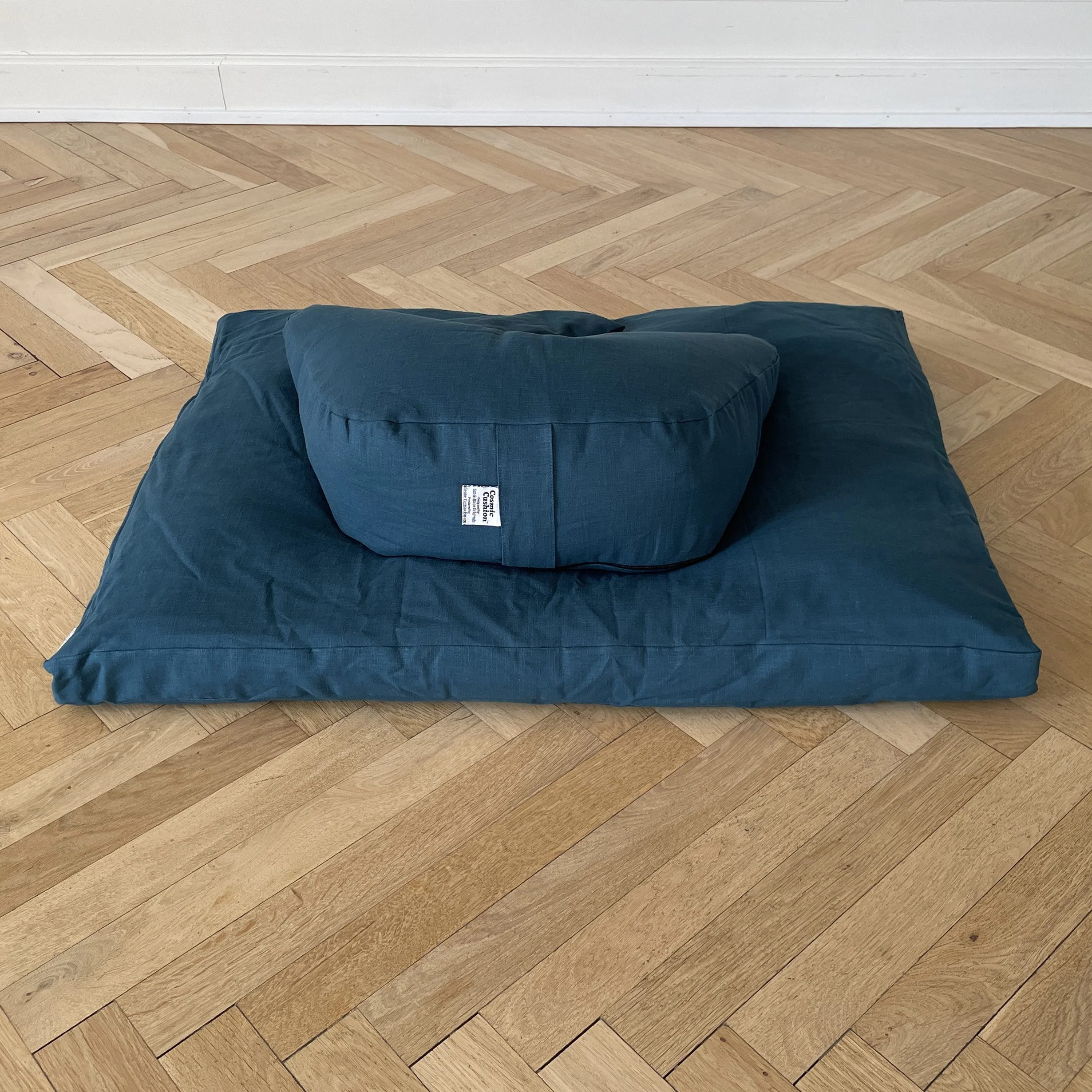 Petrol_kvadrat_2041.JPG