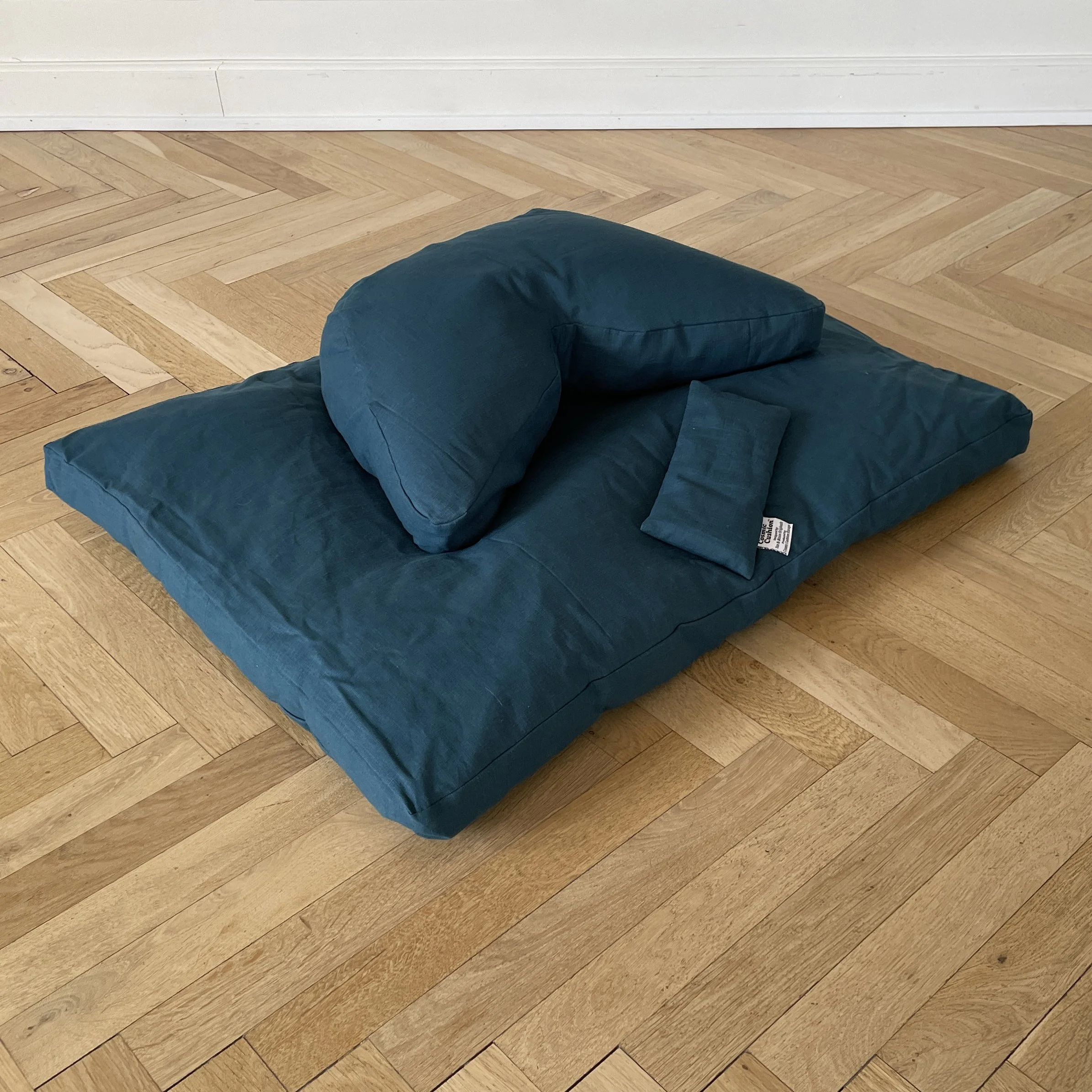 Petrol_kvadrat_2043.JPG