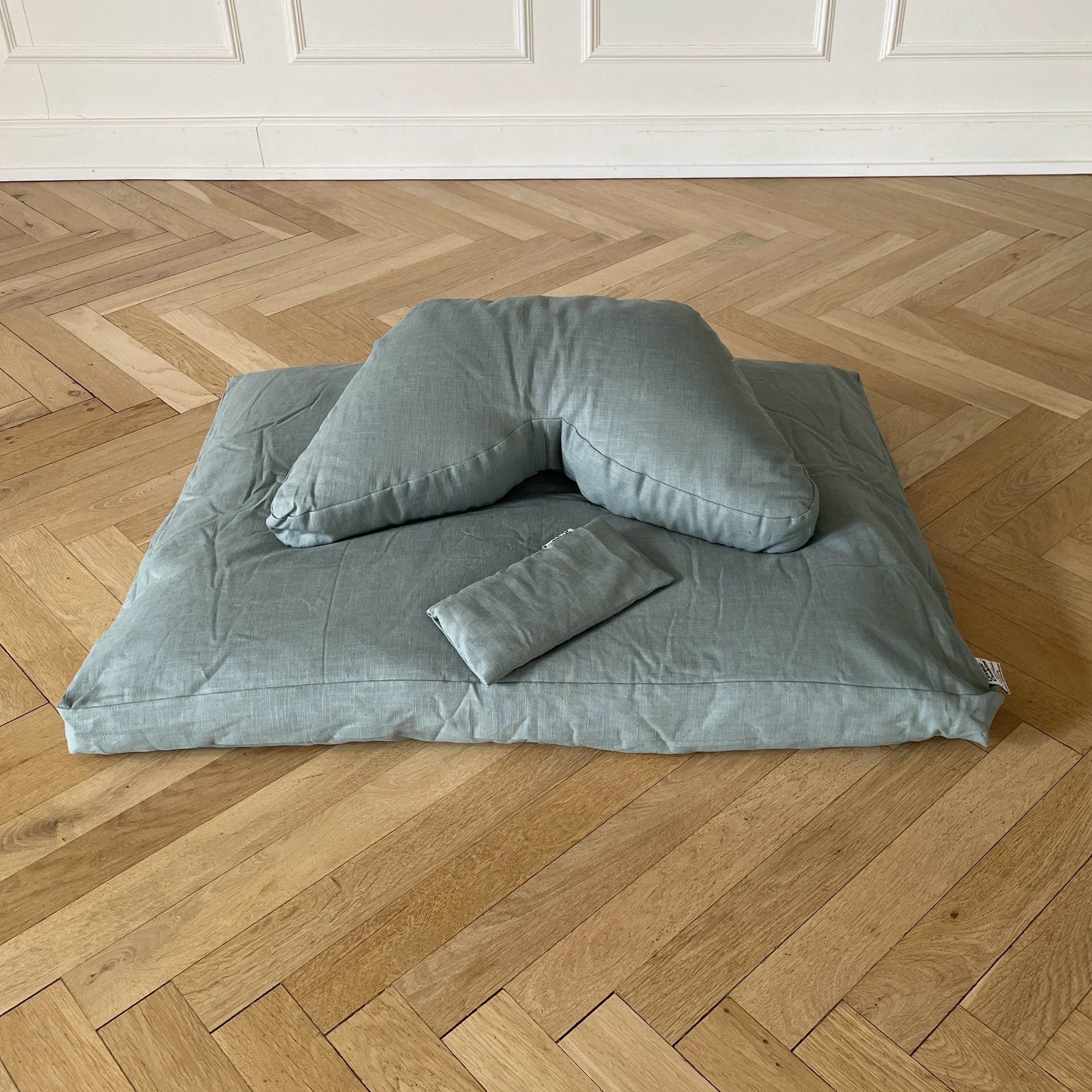 Dark Old Green_kvadrat_2025.JPG