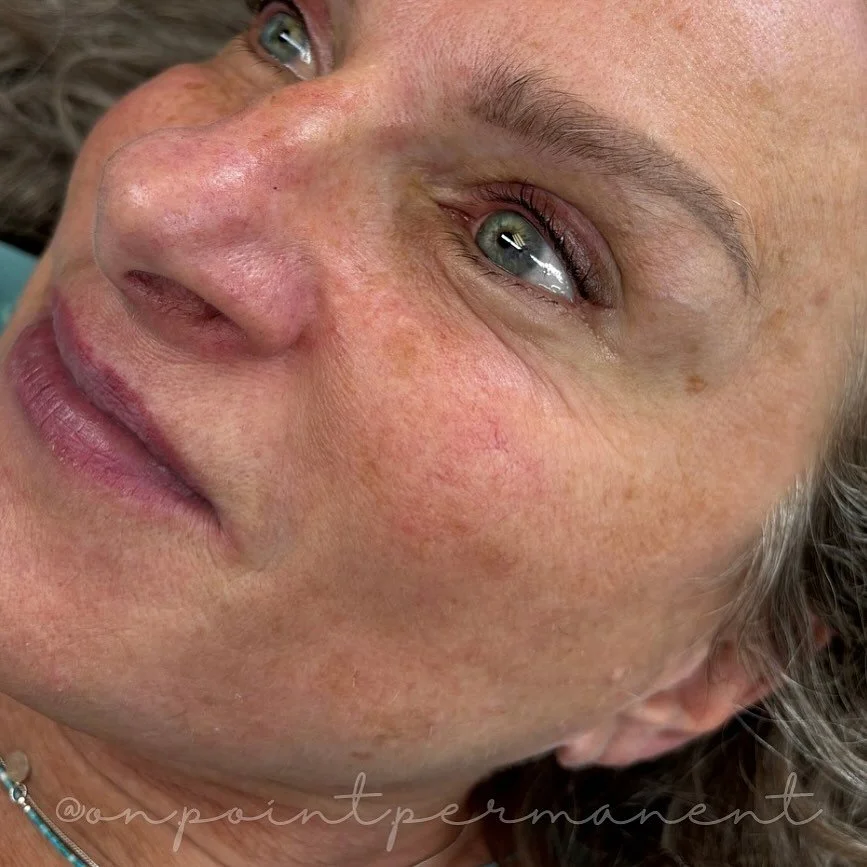 The effortlessly cool and subtle liner that is becoming one of my favorite services 🎉👀

The goal is to elongate the eye and enhance the outer edge with a soft blush of color that adds definition and draws you in, without being too bold, or too over