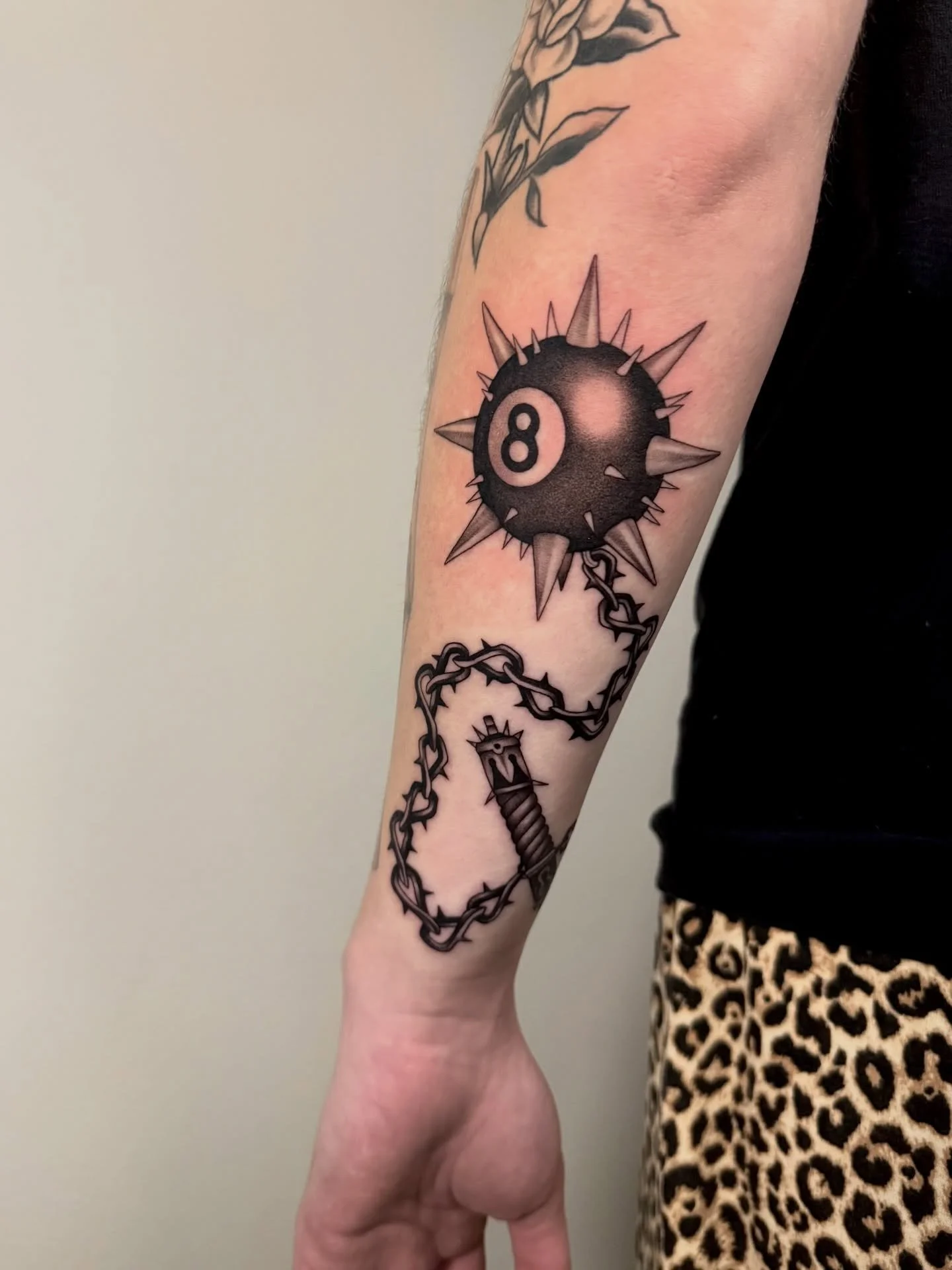 Working on larger projects that I can&rsquo;t post yet. So here&rsquo;s a very disorganized dump of tattoos I forgot to post 🫢

All of these were so fun, thanks for the opportunity! 

-

#coloradotattooartist #berthoudcolorado #3rltattoo #blackngrey
