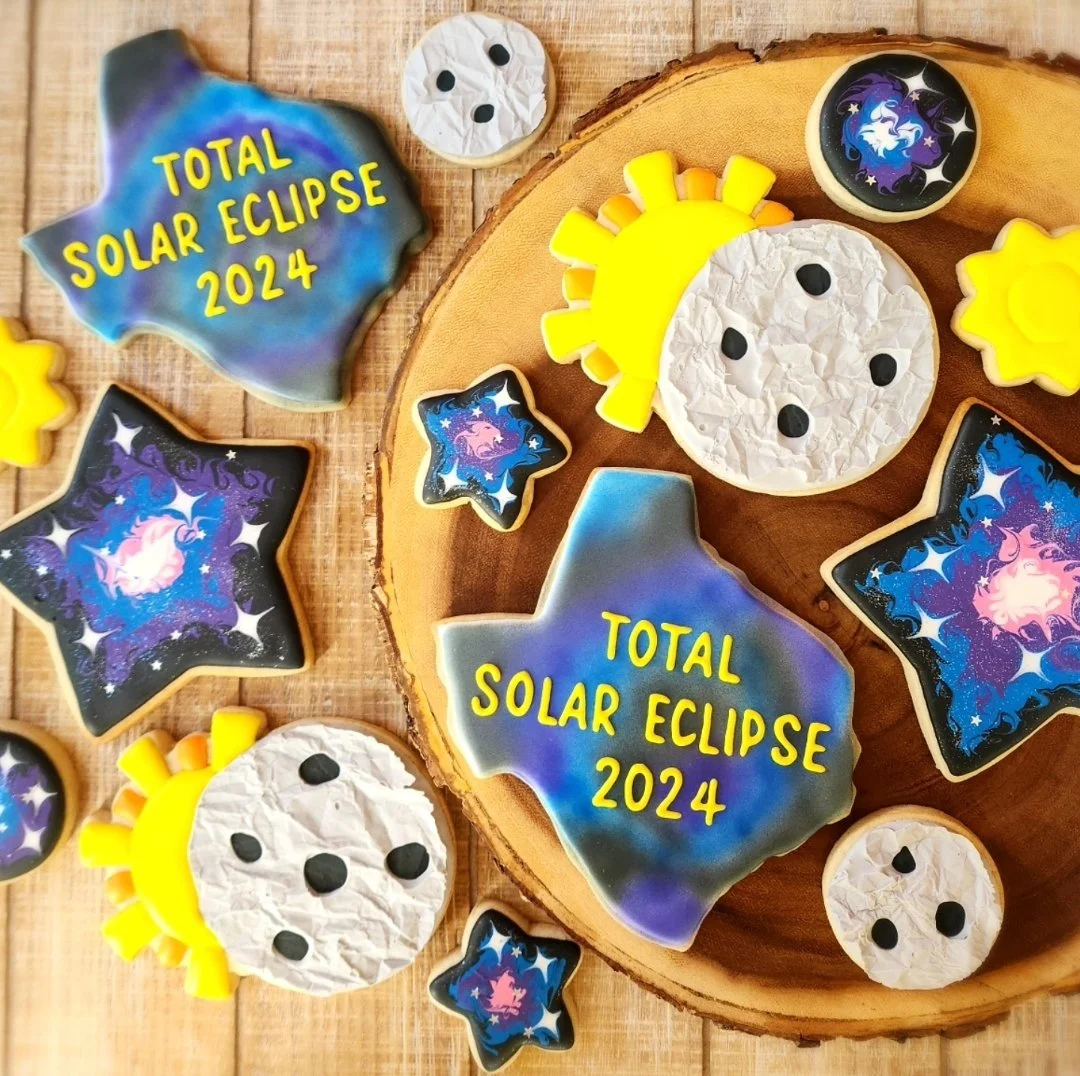 Eclipse Cookies.jpg