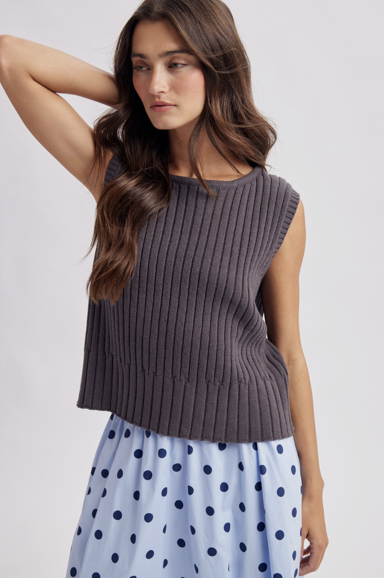 Alexis-Sleeveless Ribbed Sweater Vest In Shadow Gray
