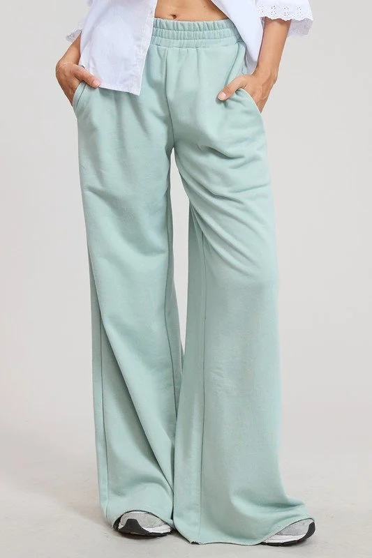 Wide Leg Sweatpant