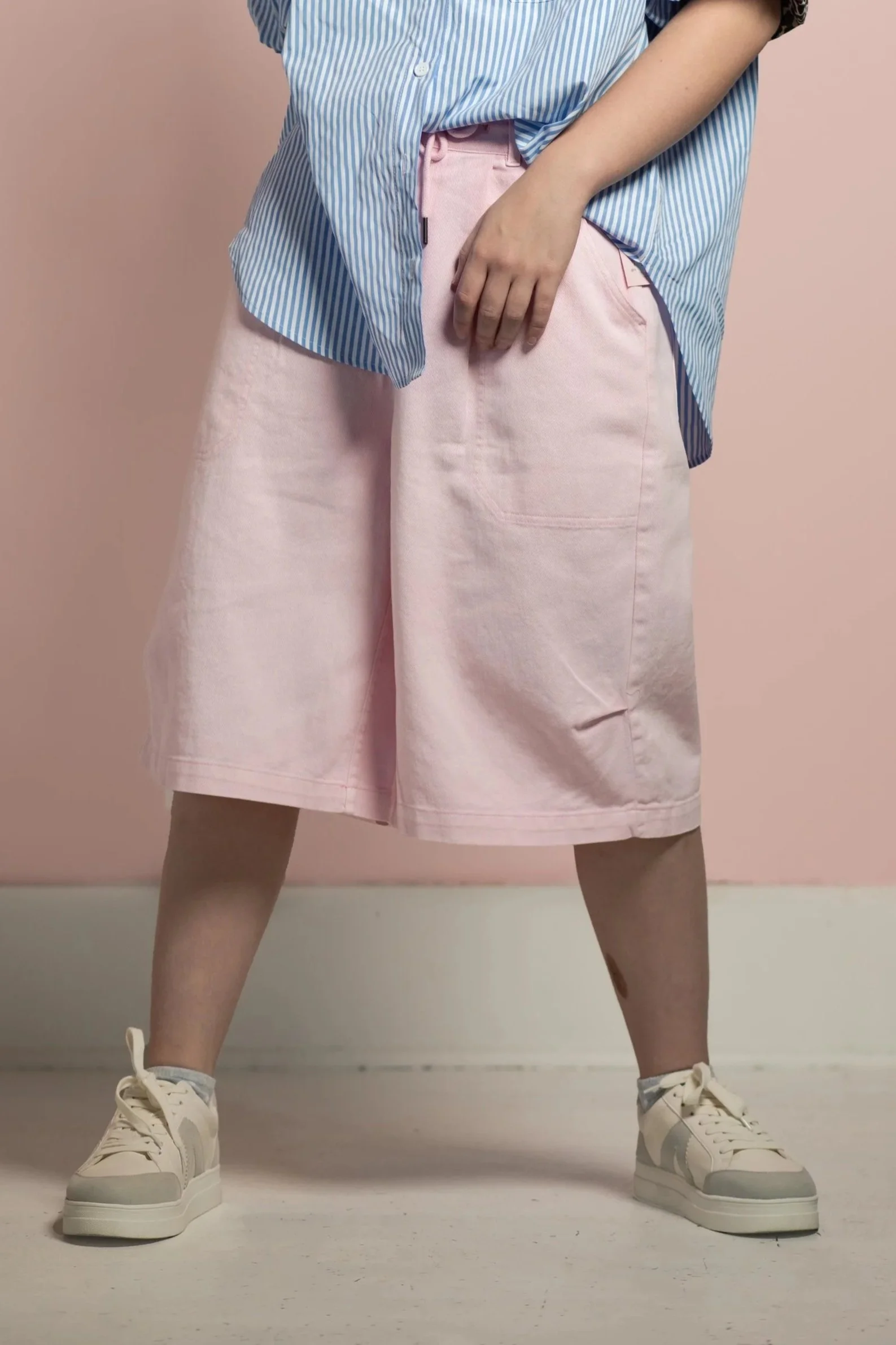 Drawstring Waist Wide Leg Jorts