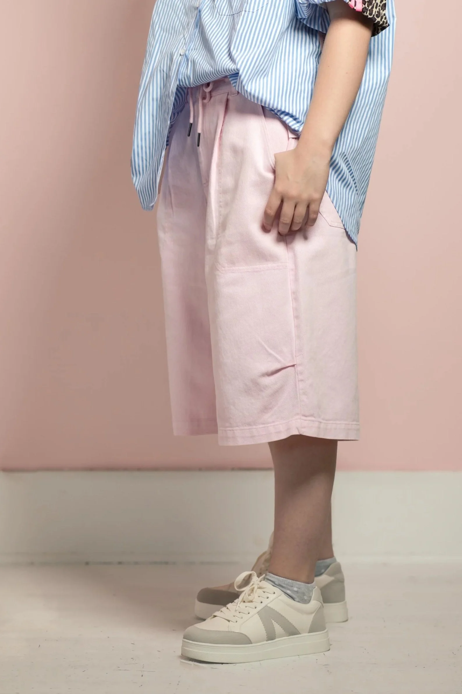 Drawstring Waist Wide Leg Jorts