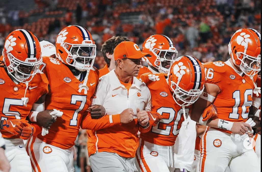 Heartbreak at Home: Clemson Falls to Louisville, Breaking Streak in ACC Showdown