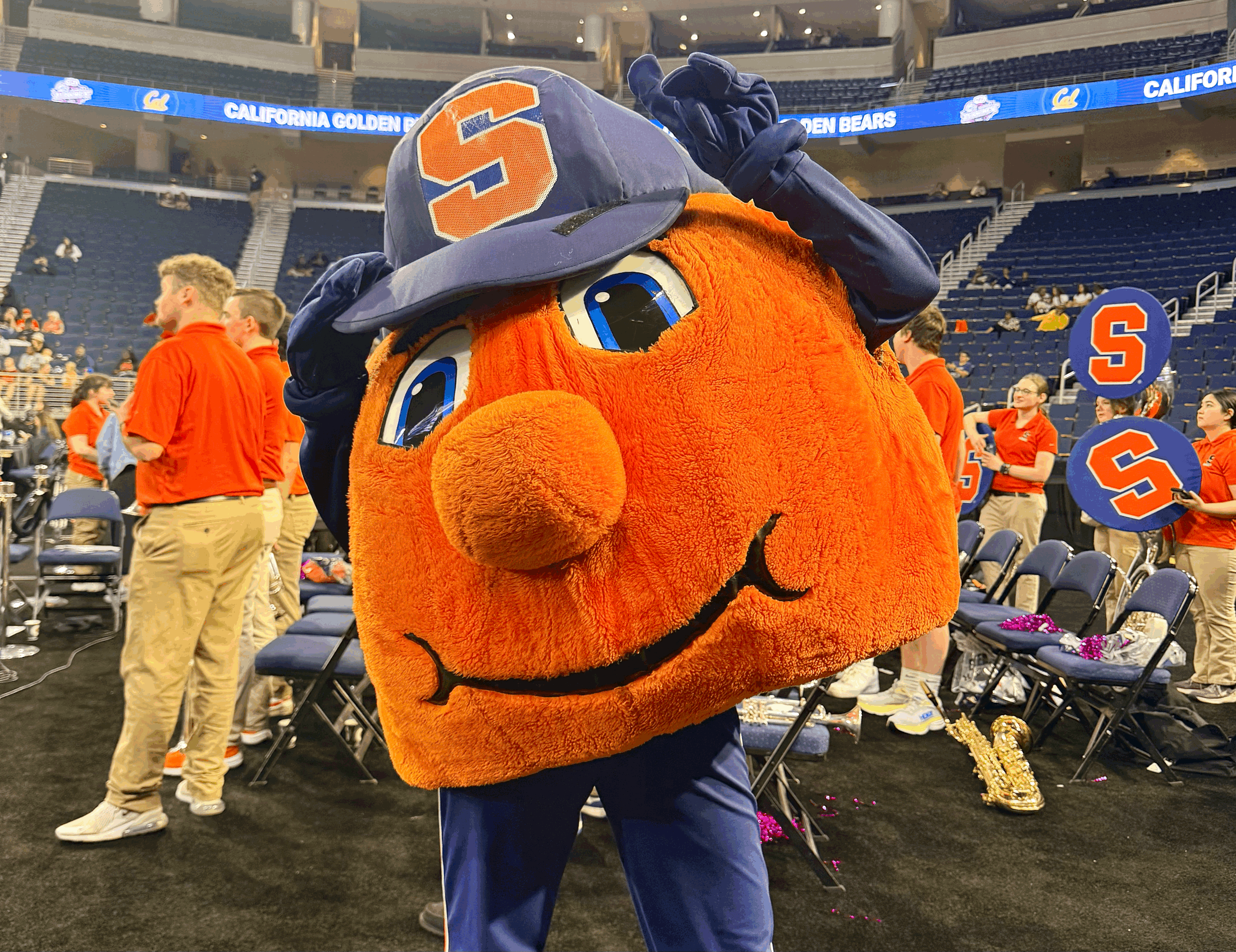 Uche Izoje's Double-Double Powers Syracuse Women's Basketball Past California in ACC Tournament