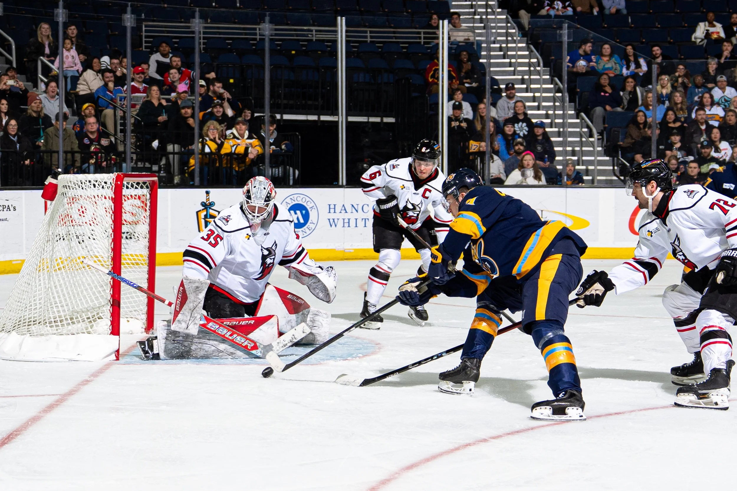 Adirondack Thunder Defeat Atlanta Gladiators 4–1 Behind Brannon McManus’ Four-Point Performance